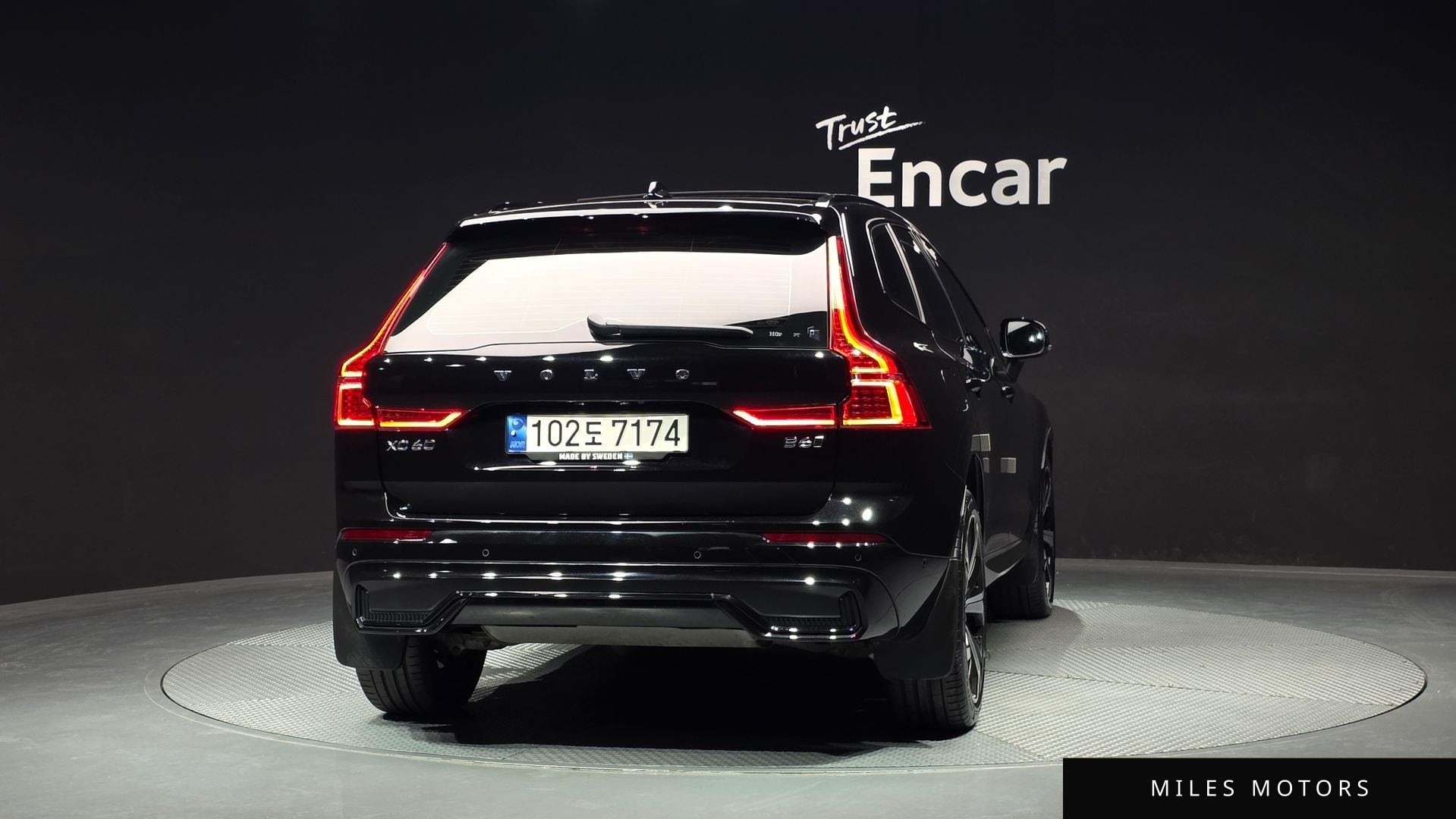 Volvo XC60 2022 — миниатюра 4