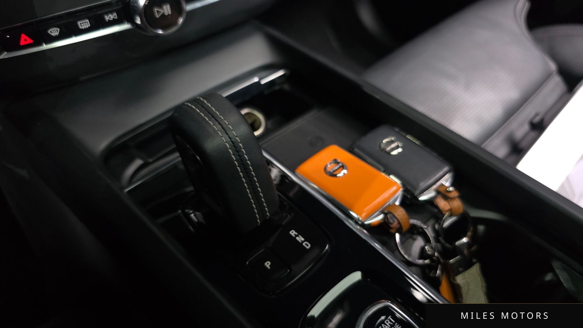 Volvo XC60 2022 — миниатюра 12