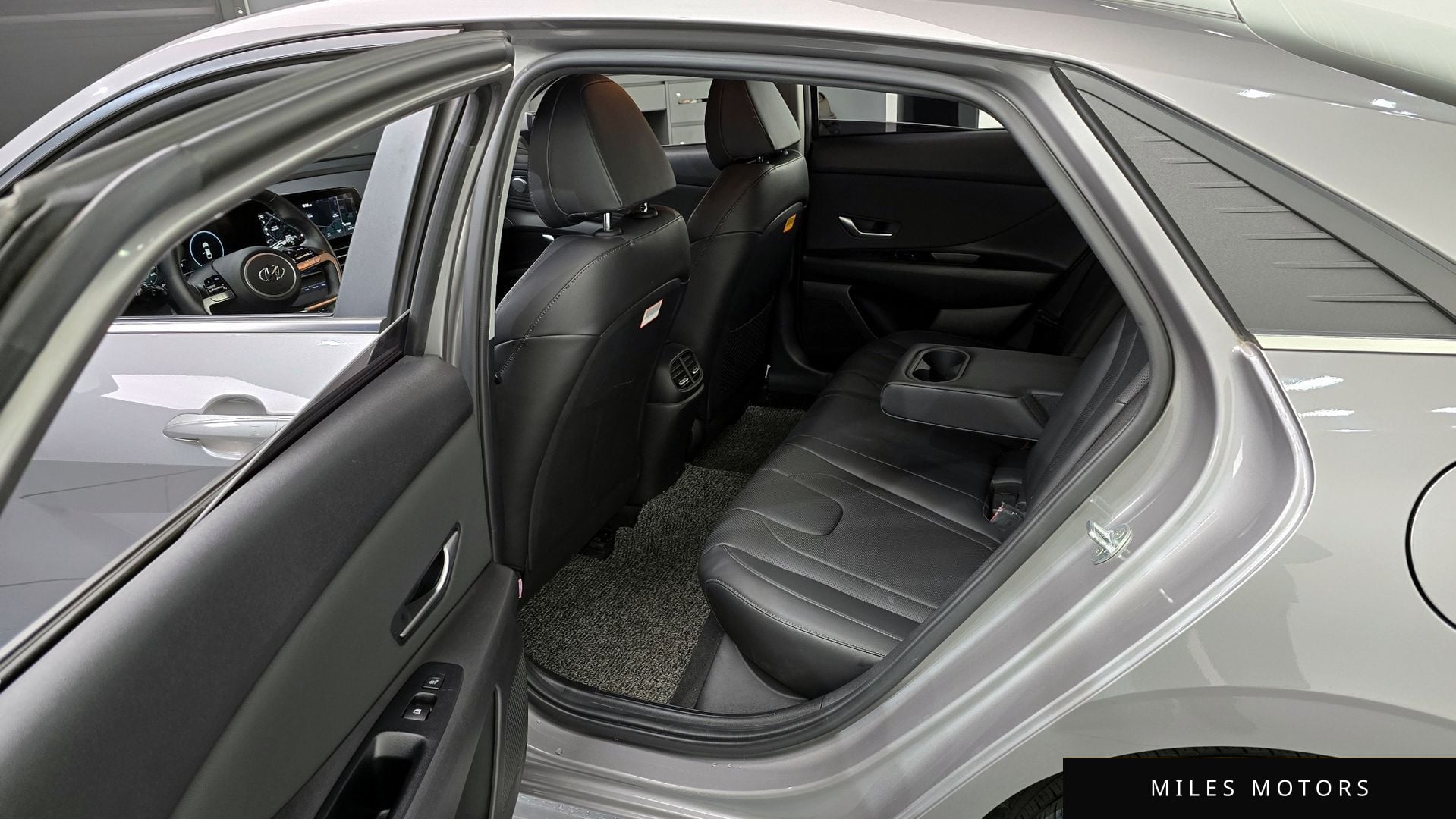 Hyundai AVANTE 2021 — миниатюра 11