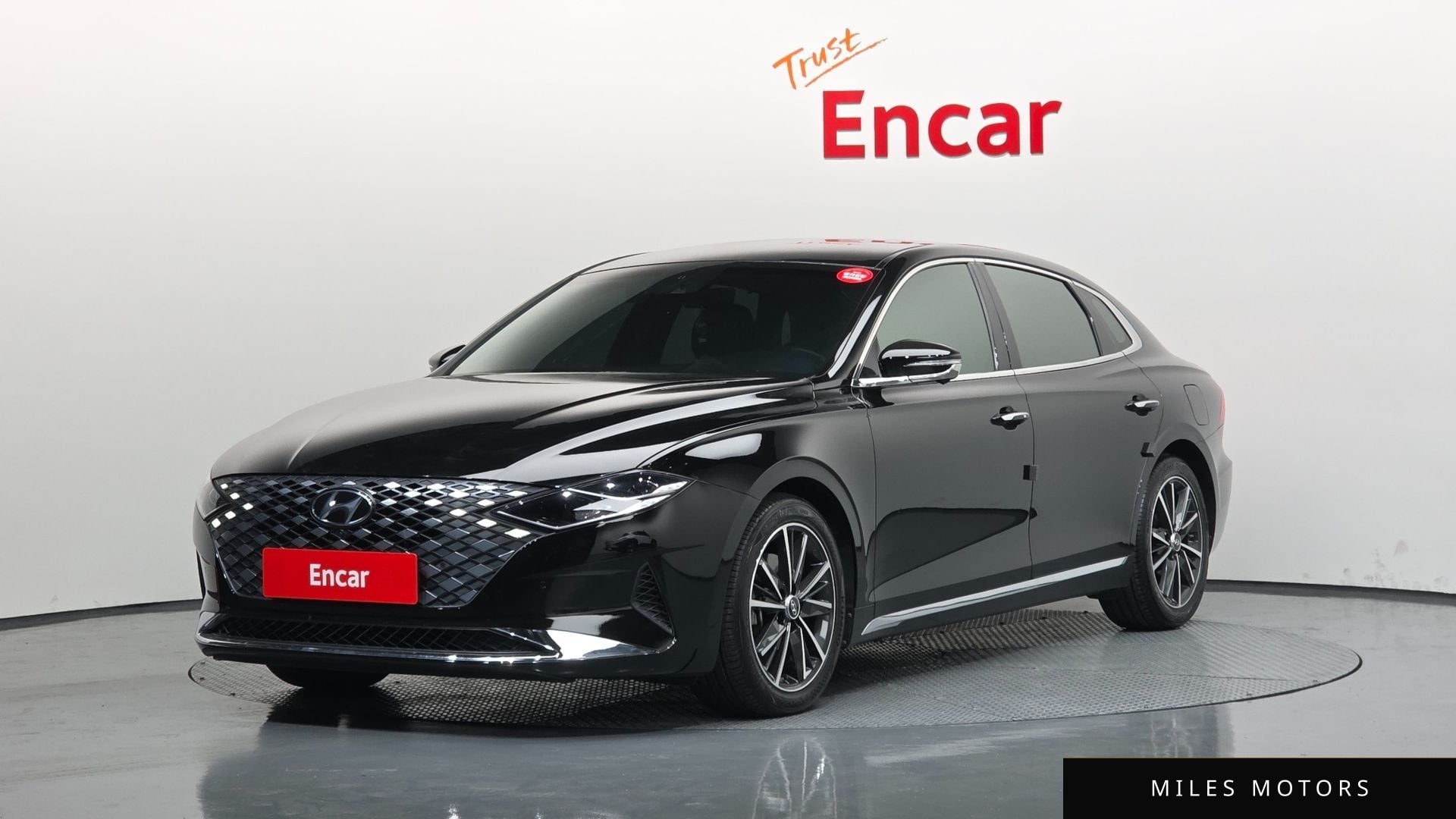 Hyundai Grandeur 2020 — фото 1 из 12