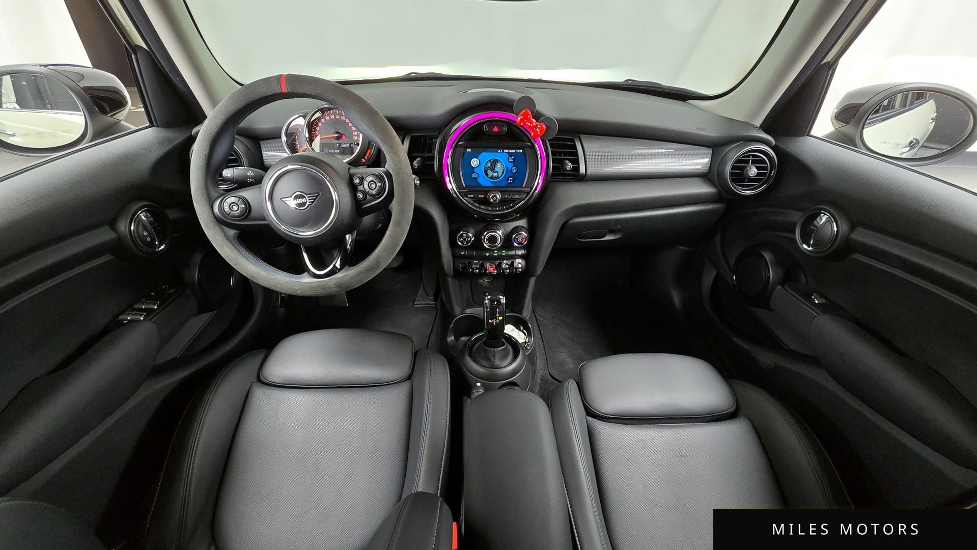 MINI Cooper 2020 — миниатюра 10