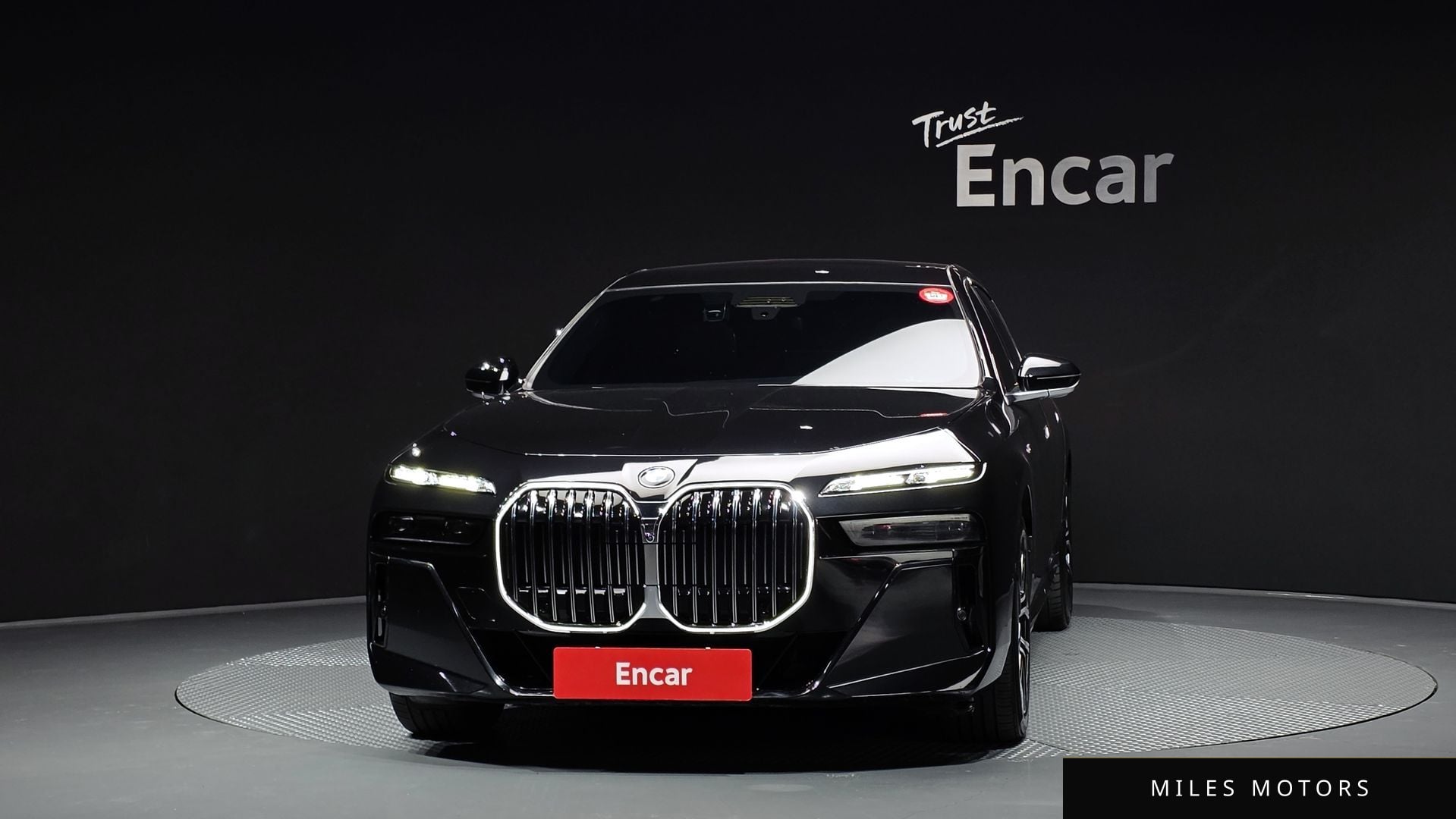 BMW 7 Series (G70) 2023 — миниатюра 3