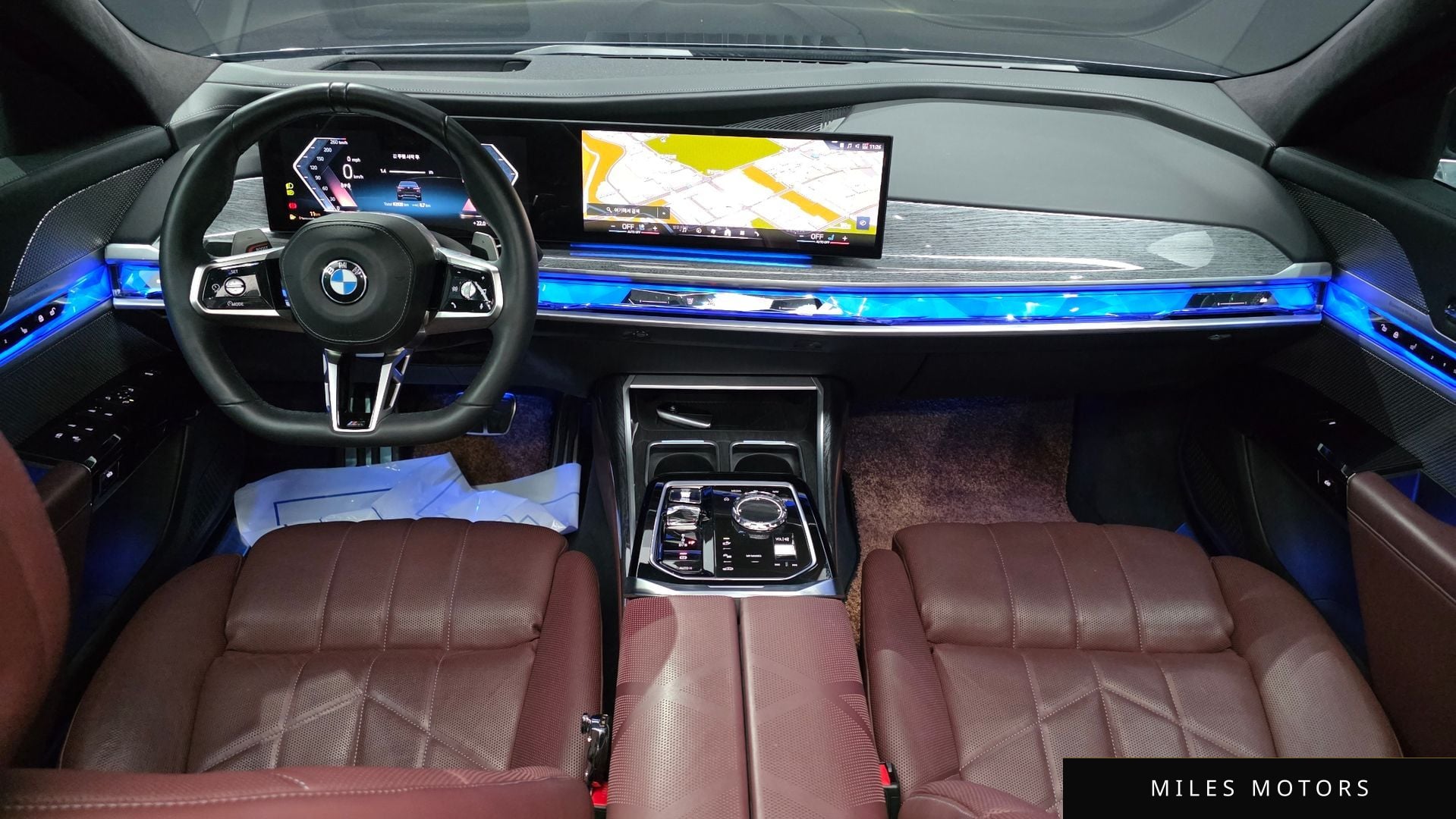BMW 7 Series (G70) 2023 — миниатюра 10