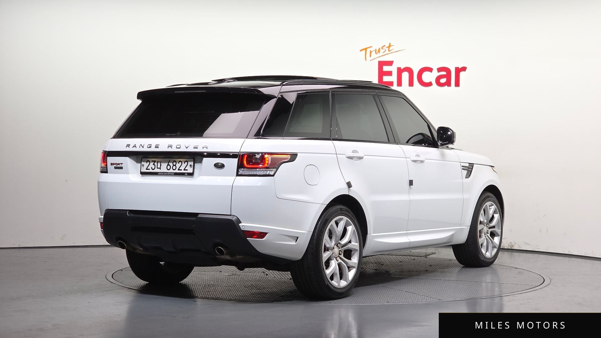 Land Rover Range Rover Sport 2015 — миниатюра 2