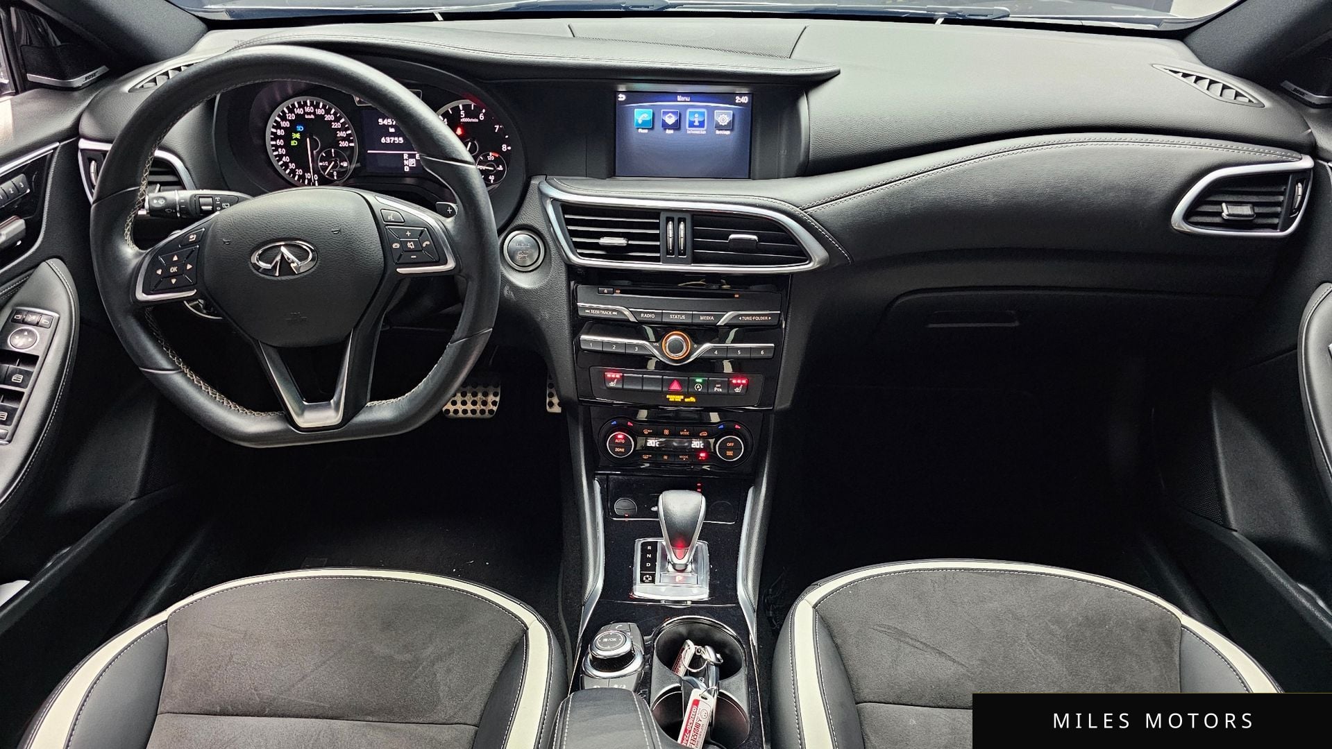 Infiniti Q30 2019 — миниатюра 10