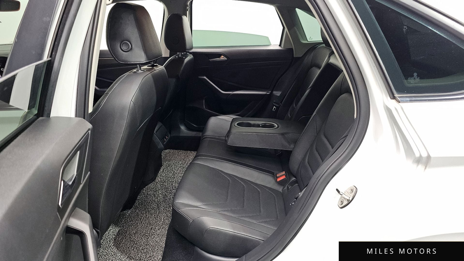 Volkswagen Jetta 2020 — миниатюра 11