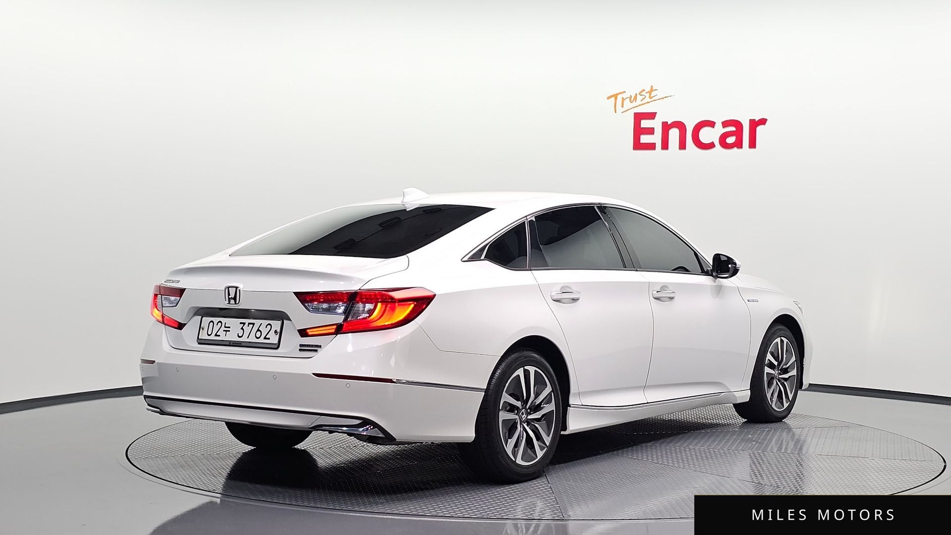 Honda Accord 2019 — фото 1 из 12