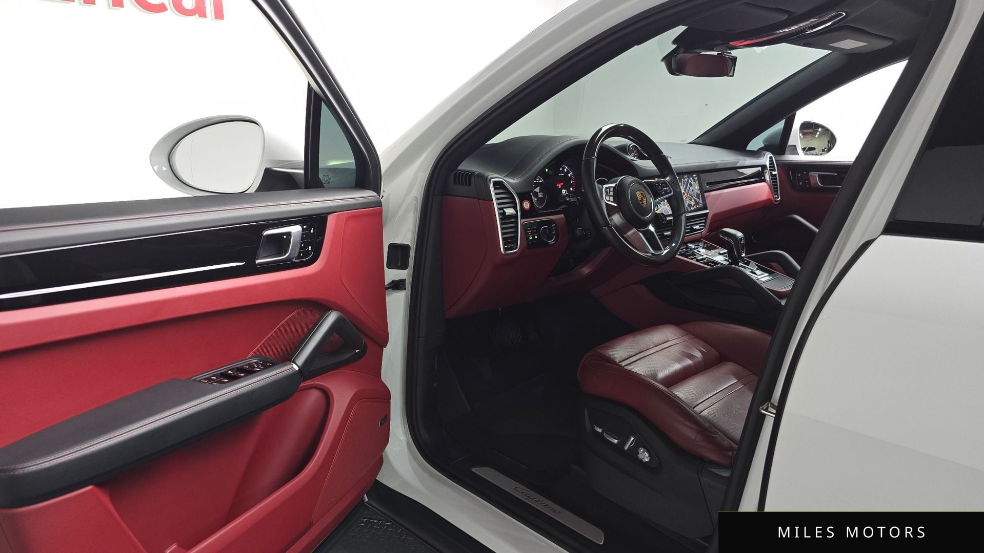 Porsche Cayenne 2020 — миниатюра 12