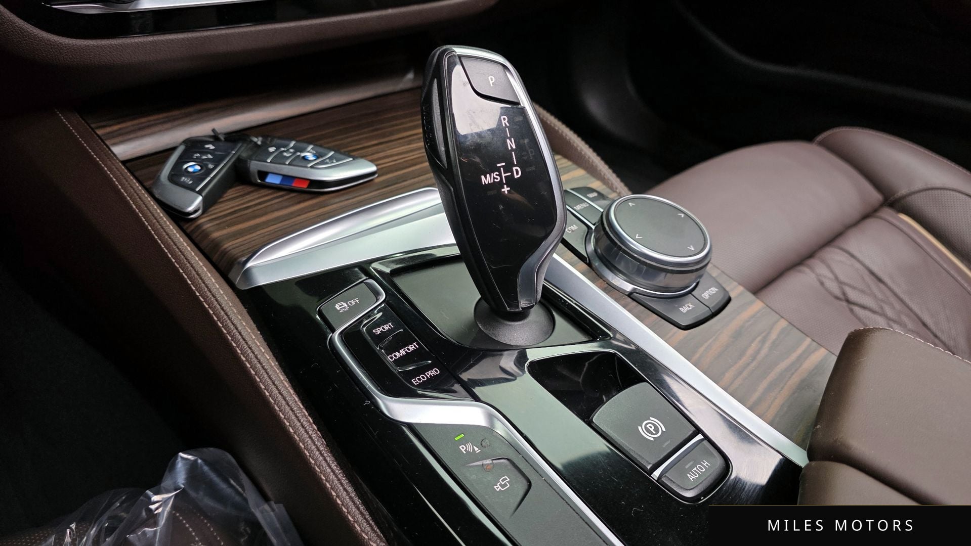 BMW 5 Series (G30) 2018 — миниатюра 12
