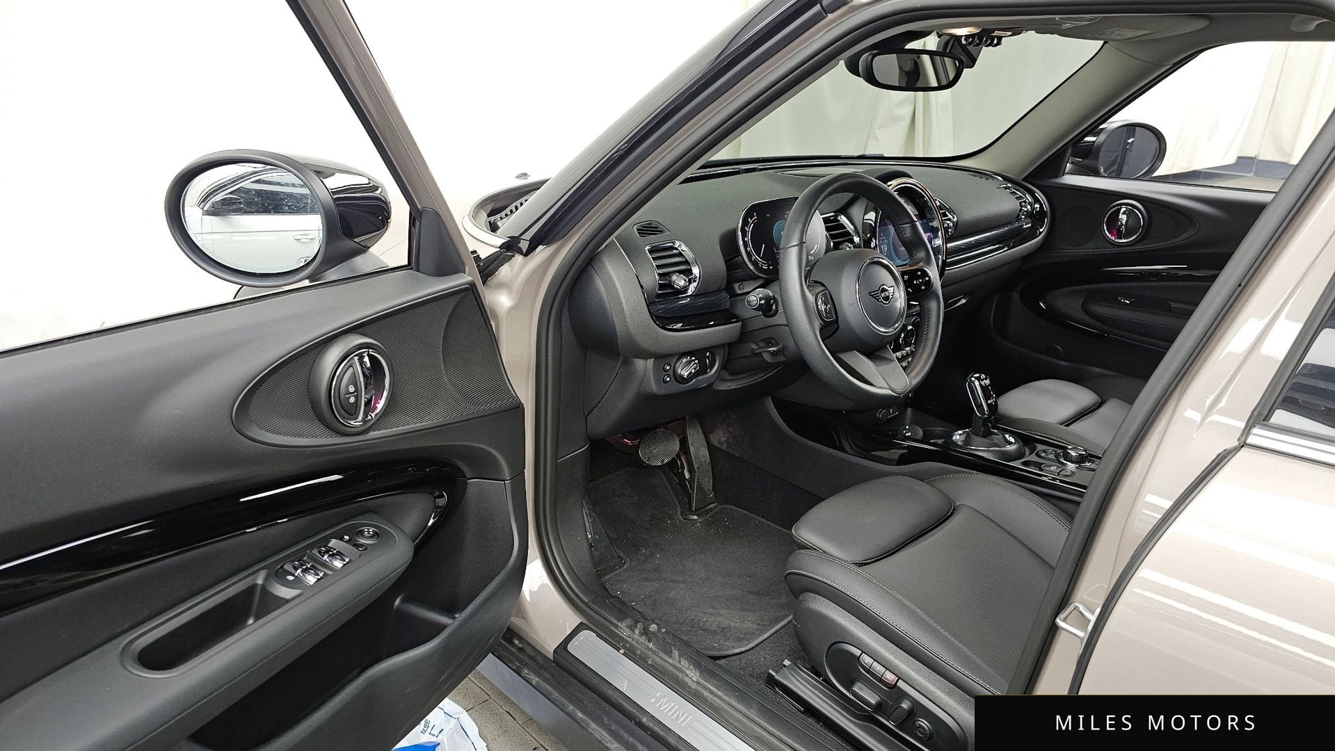 MINI Clubman 2024 — миниатюра 10