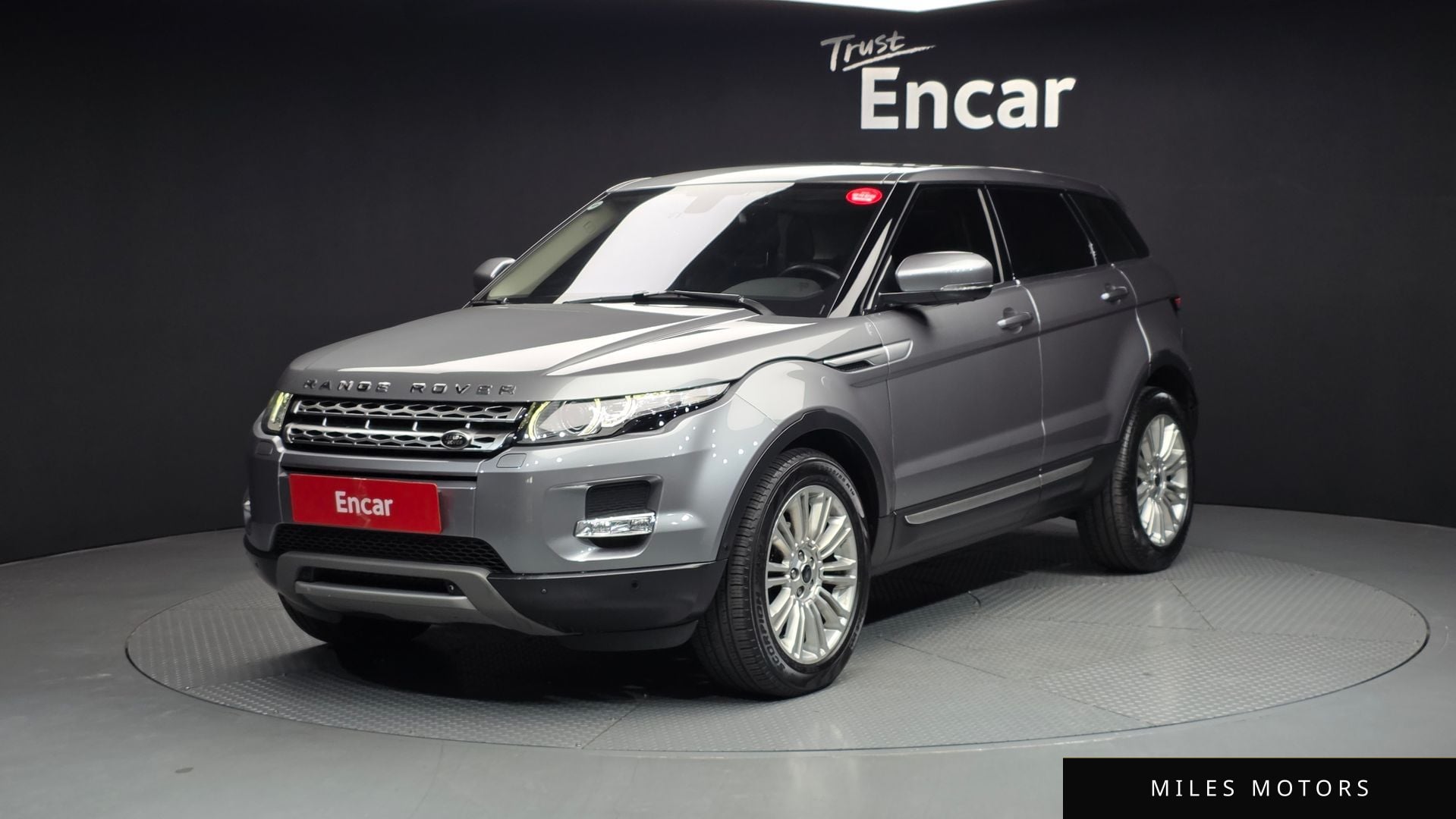 Land Rover Range Rover Evoque 2013 — фото 1 из 12
