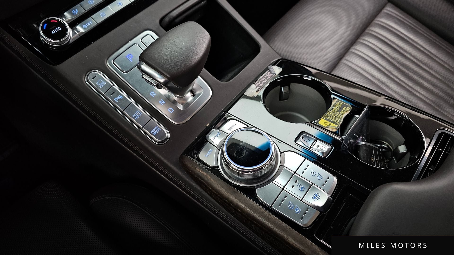 Genesis G90 2019 — миниатюра 9