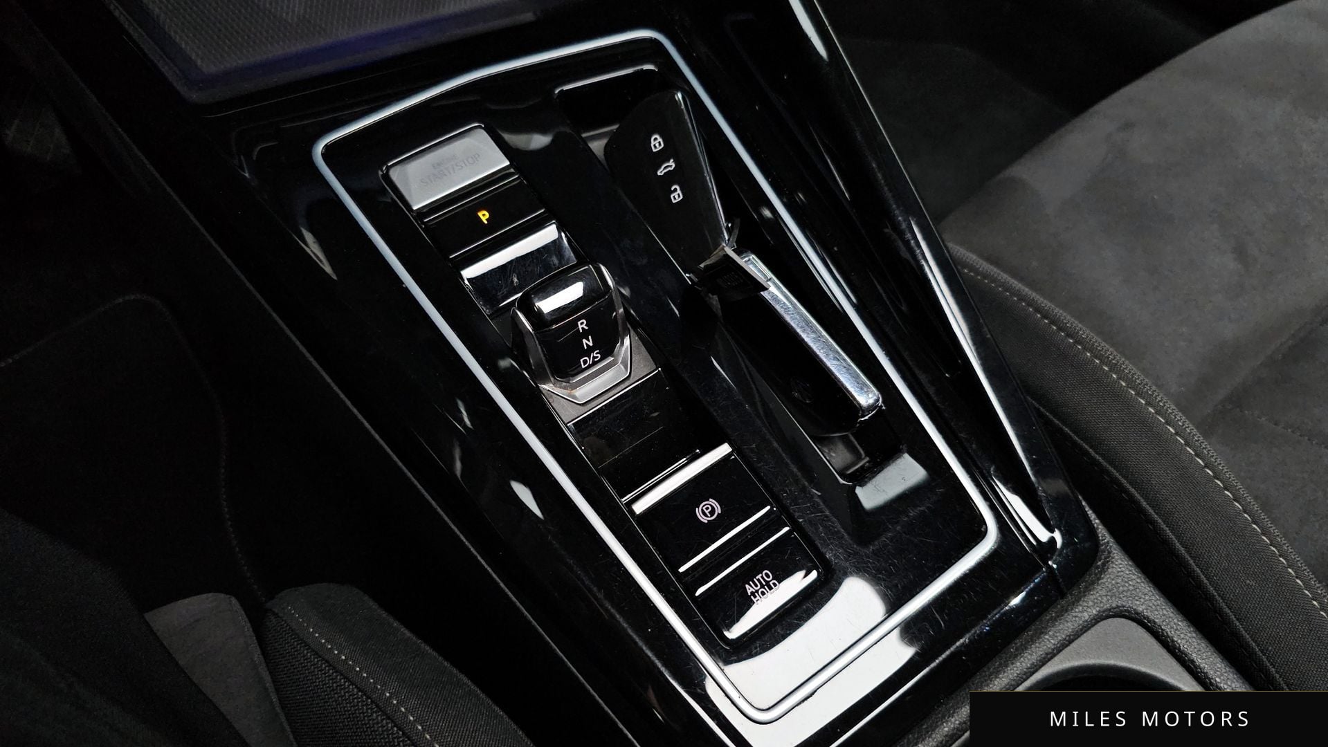 Volkswagen Golf 2024 — миниатюра 12