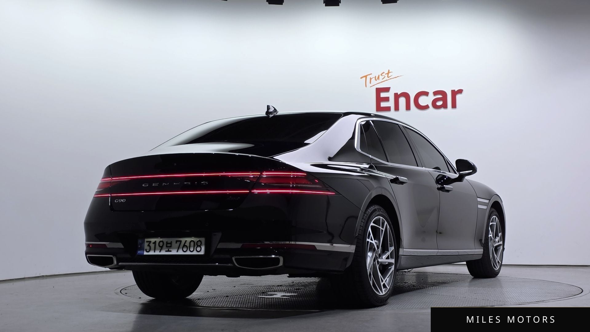Genesis G90 (RS4) 2023 — миниатюра 2
