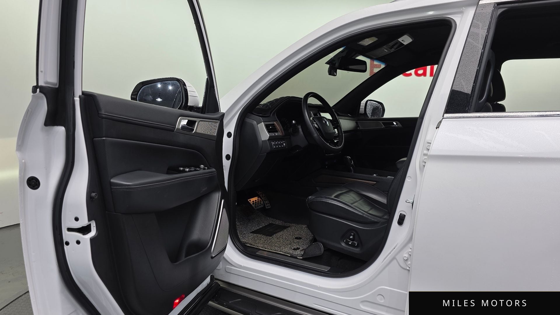 KG Mobility Rexton 2018 — миниатюра 10