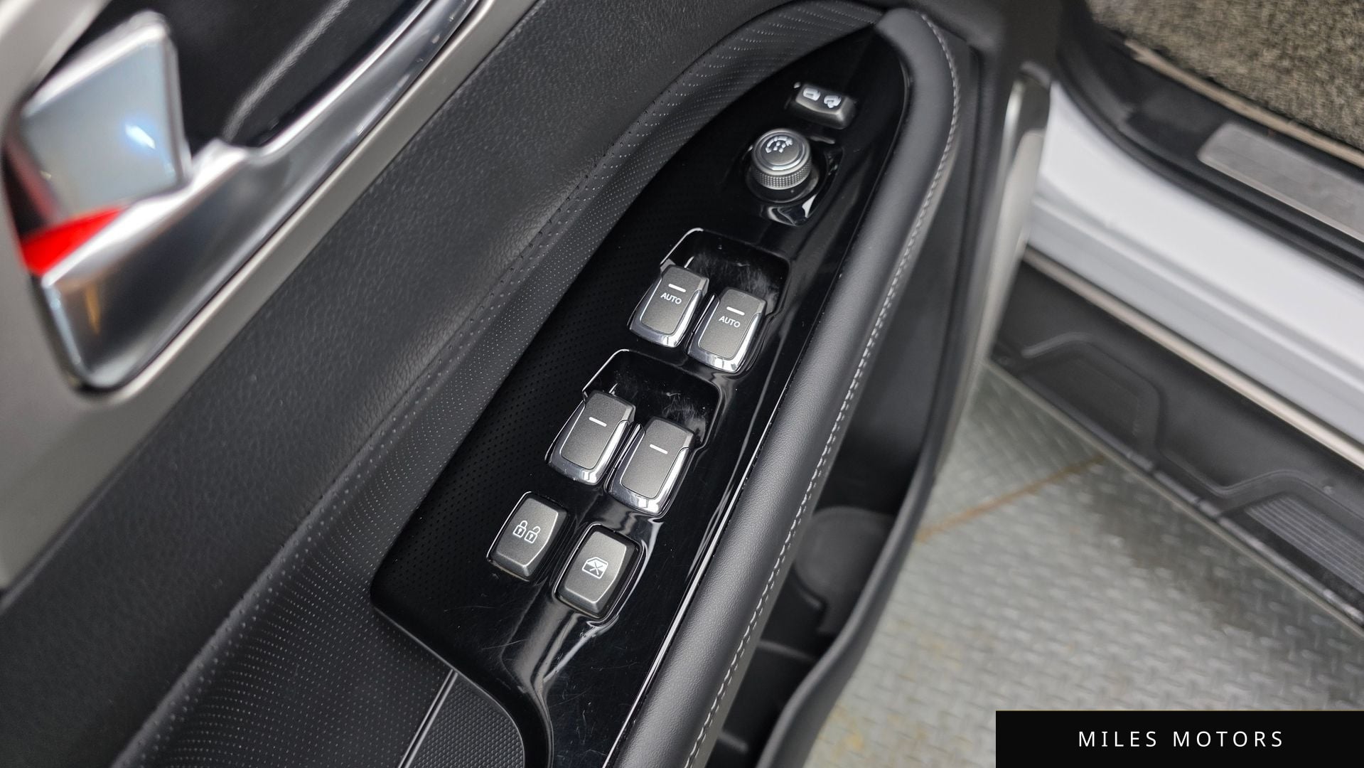 KG Mobility Rexton 2018 — миниатюра 11