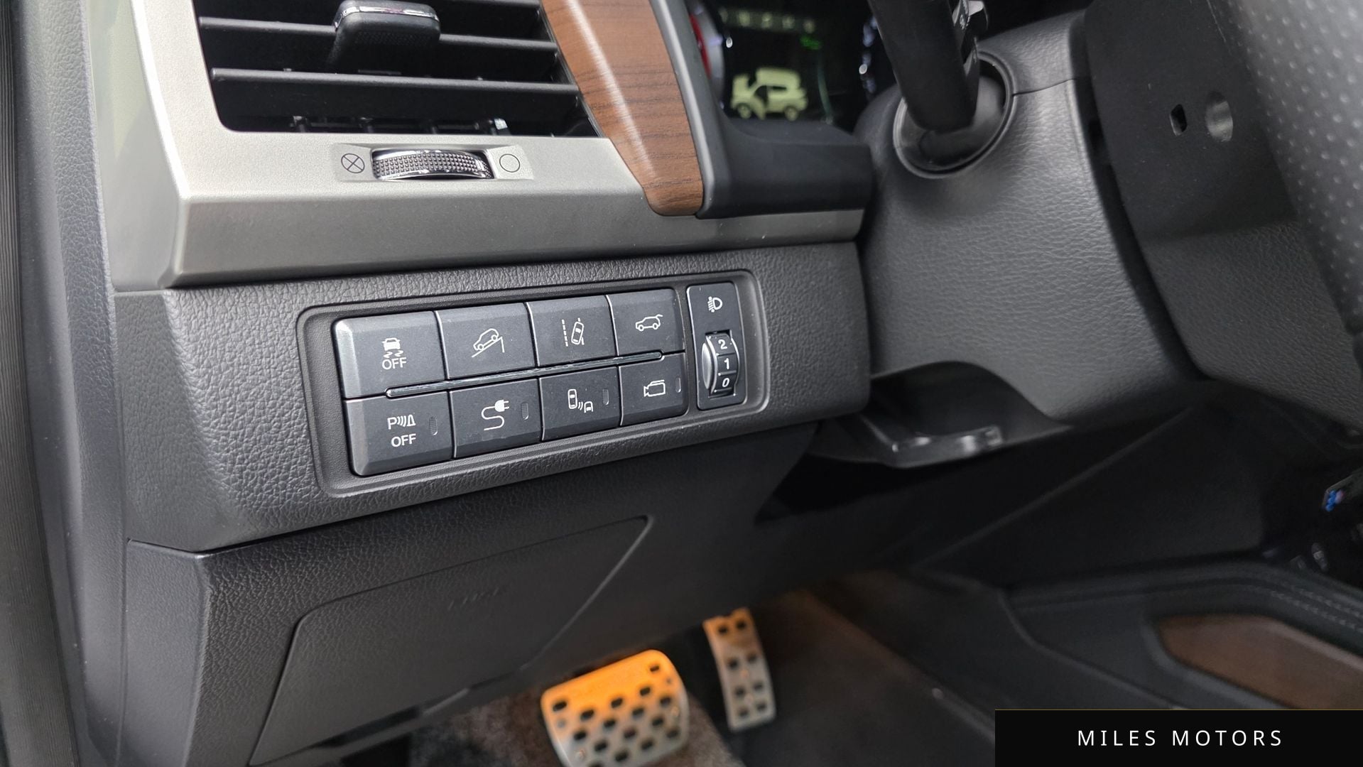 KG Mobility Rexton 2018 — миниатюра 12