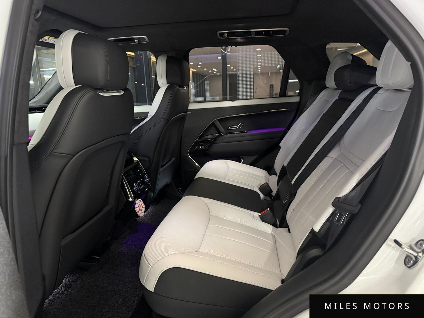 Land Rover Range Rover Sport 2025 — миниатюра 6