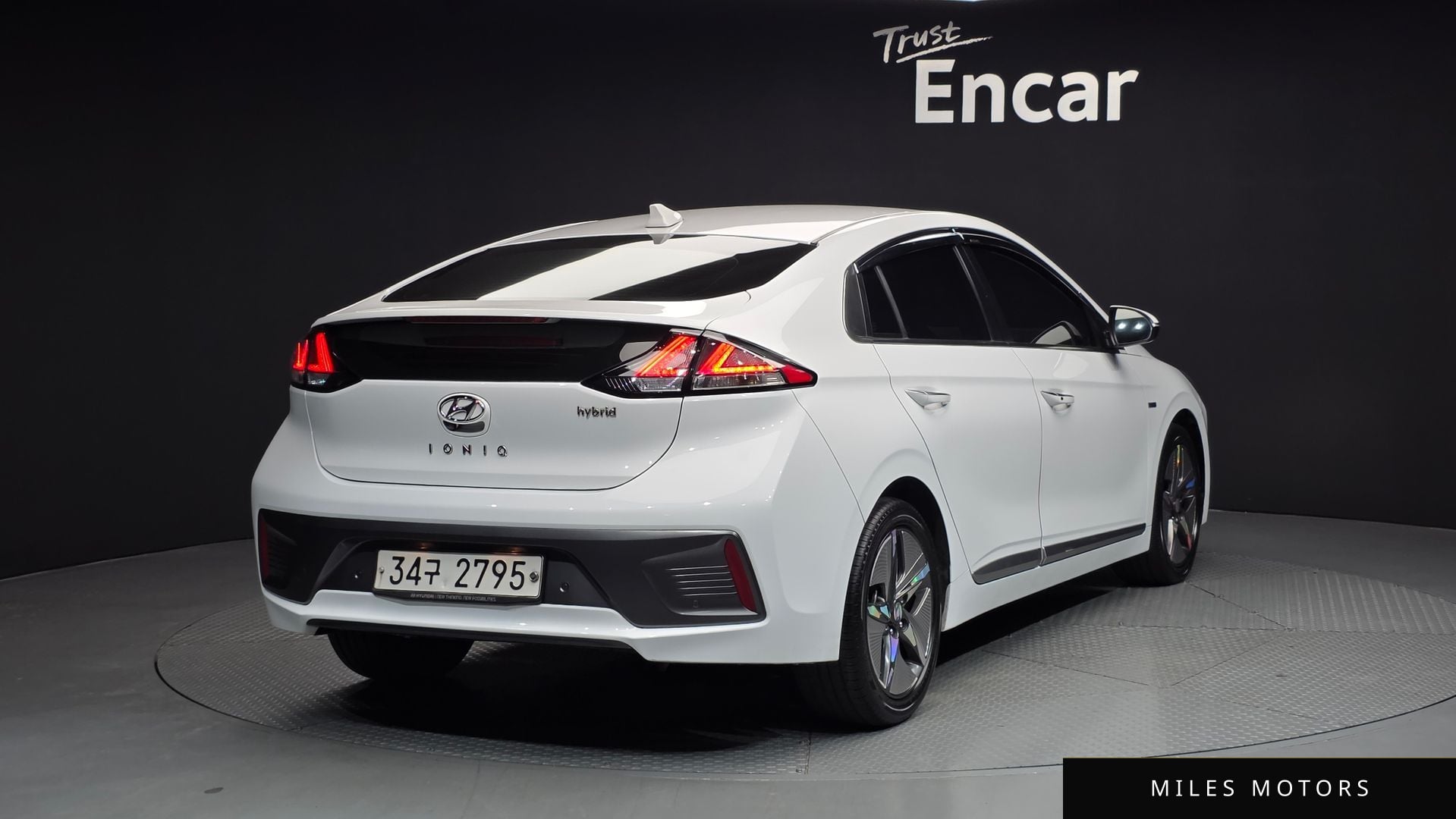 Hyundai Ioniq 2020 — миниатюра 2