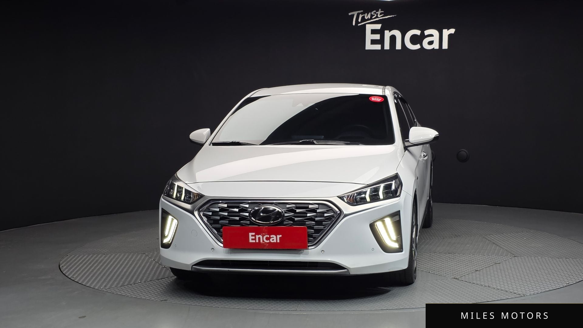 Hyundai Ioniq 2020 — миниатюра 3