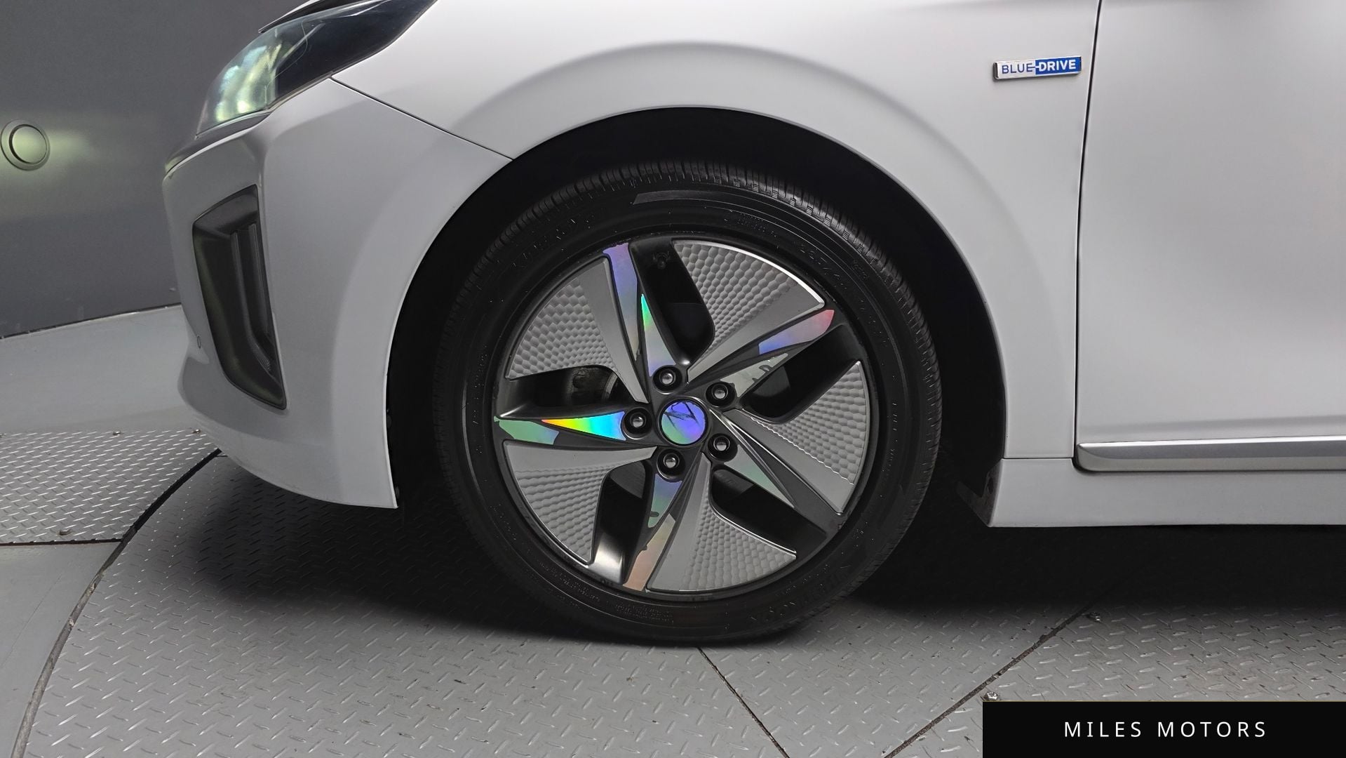 Hyundai Ioniq 2020 — миниатюра 5