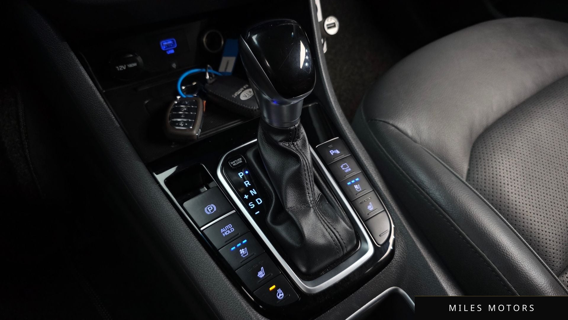 Hyundai Ioniq 2020 — миниатюра 9
