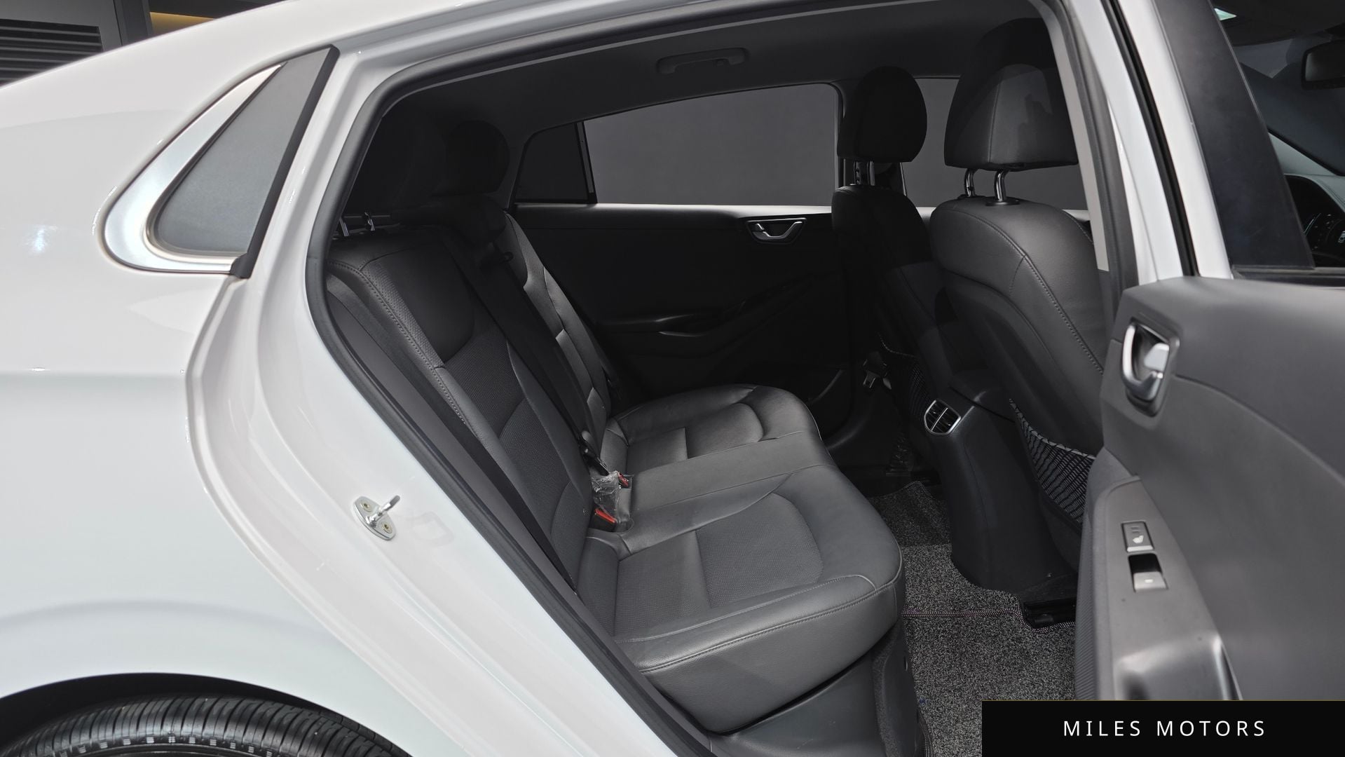 Hyundai Ioniq 2020 — миниатюра 11