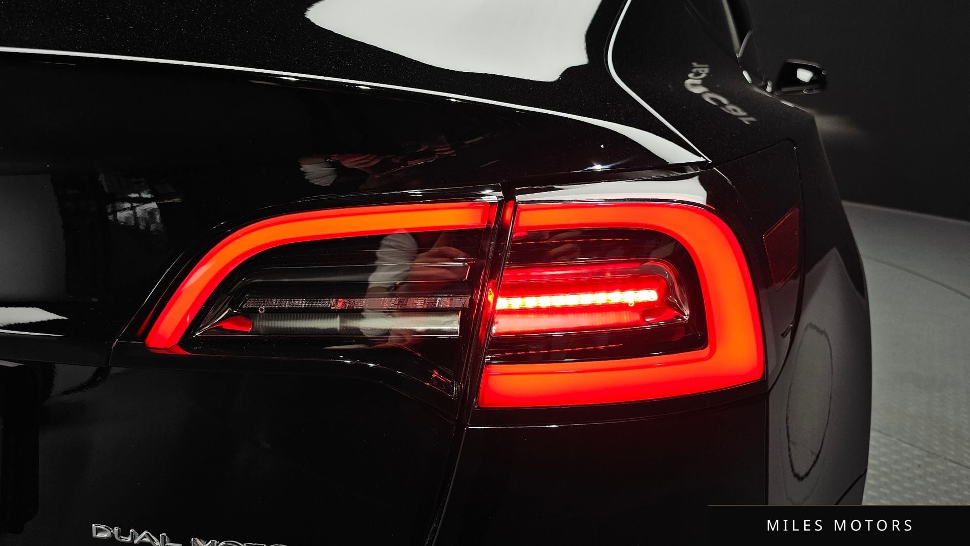 Tesla Model 3 2021 — миниатюра 9