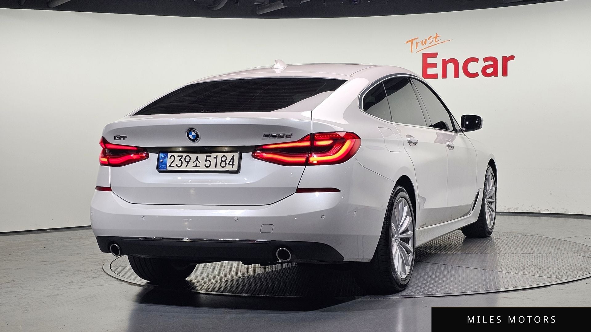 BMW 6 Series GT (G32) 2019 — миниатюра 2