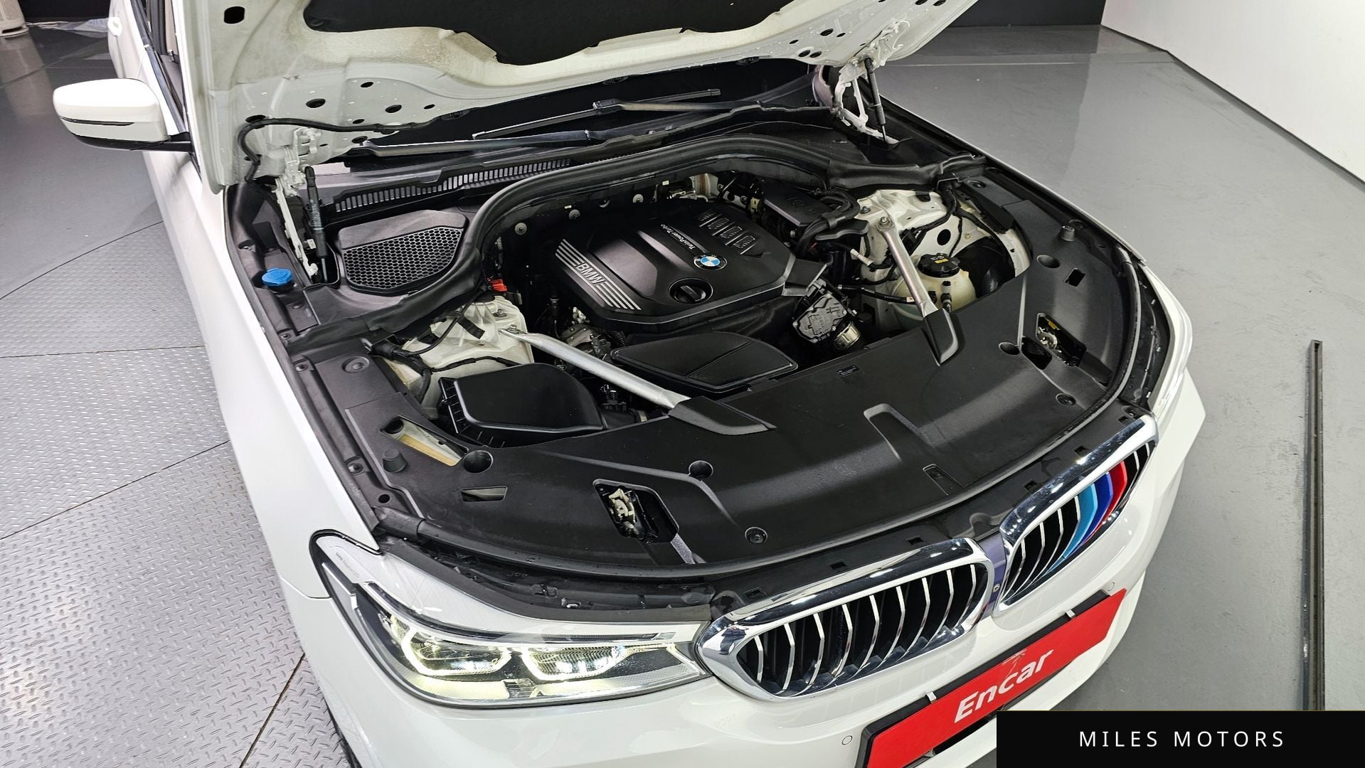 BMW 6 Series GT (G32) 2019 — миниатюра 6