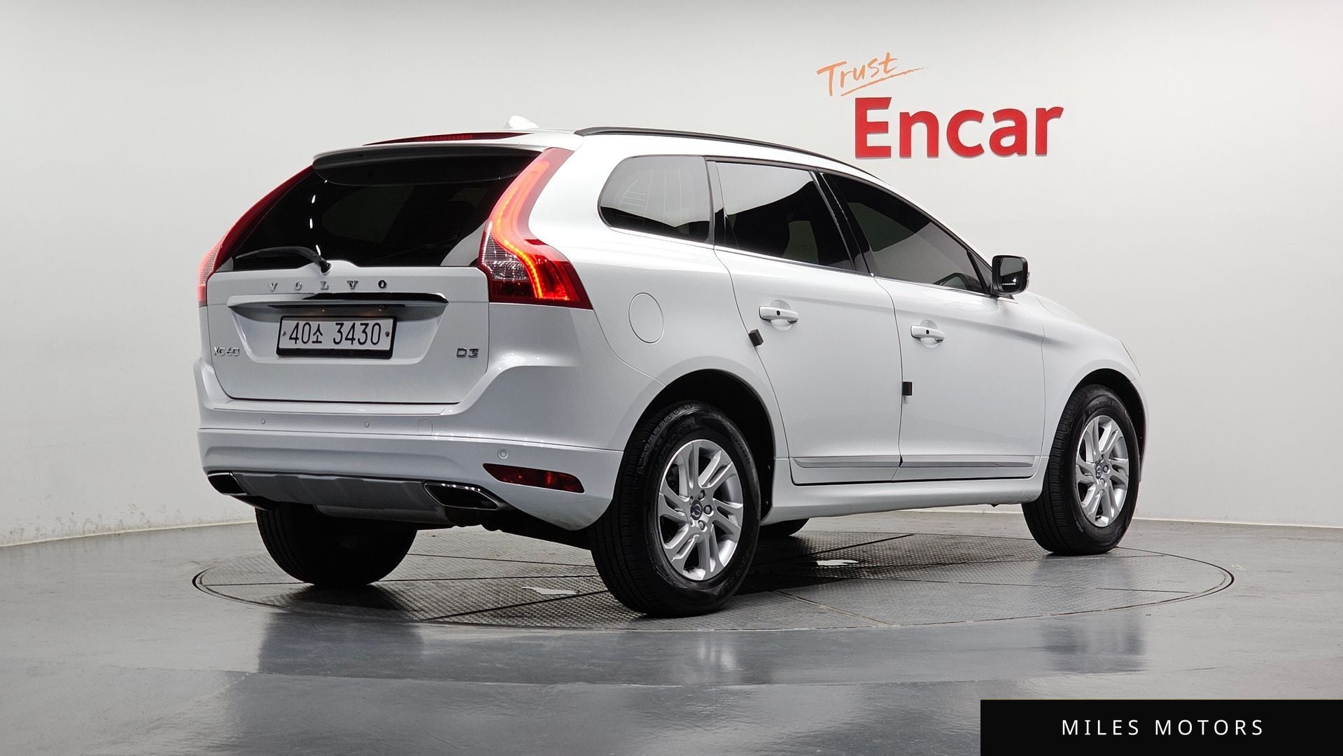 Volvo XC60 2017 — миниатюра 2