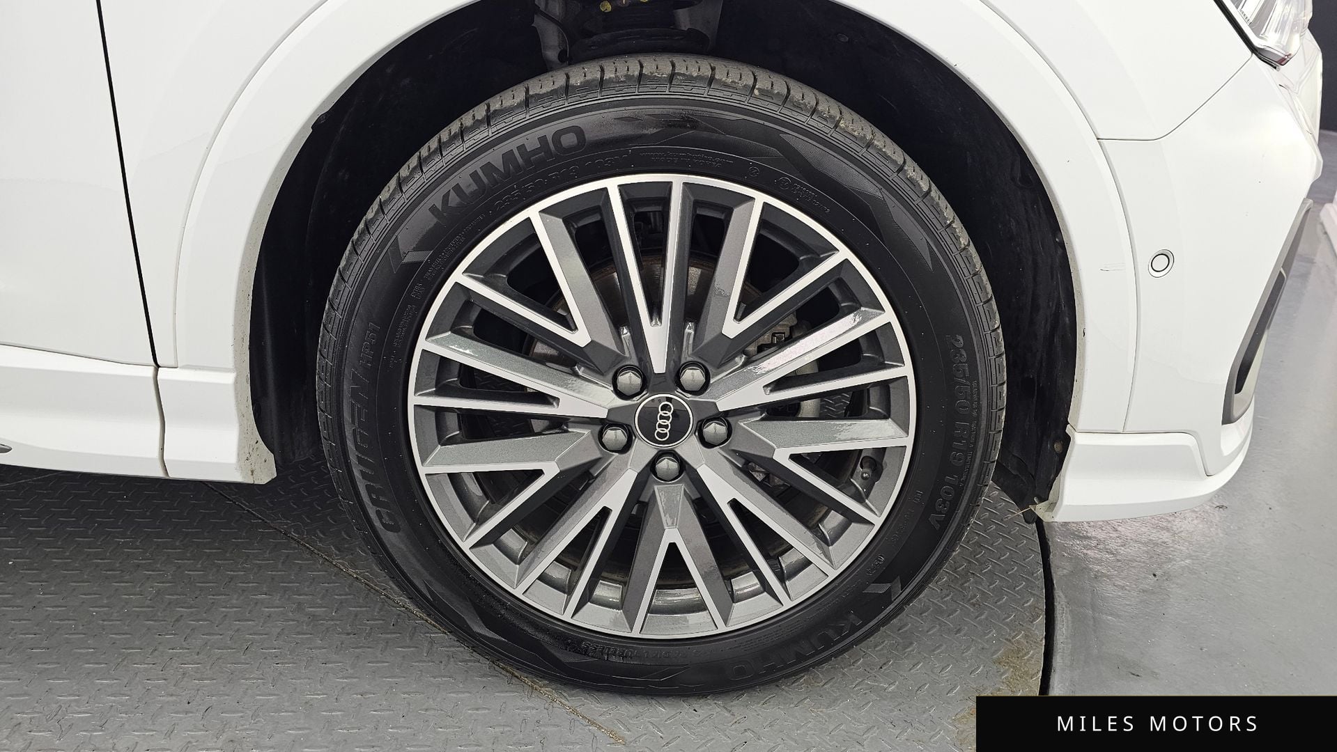 Audi Q3 (F3) 2023 — миниатюра 4