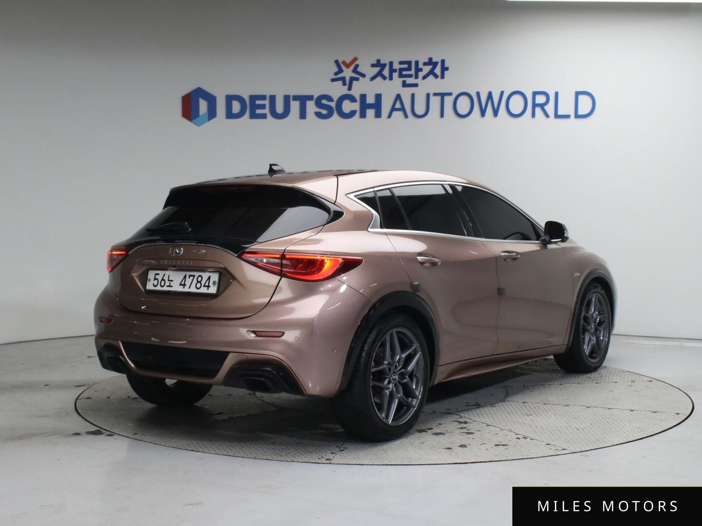 Infiniti Q30 2017 — миниатюра 2