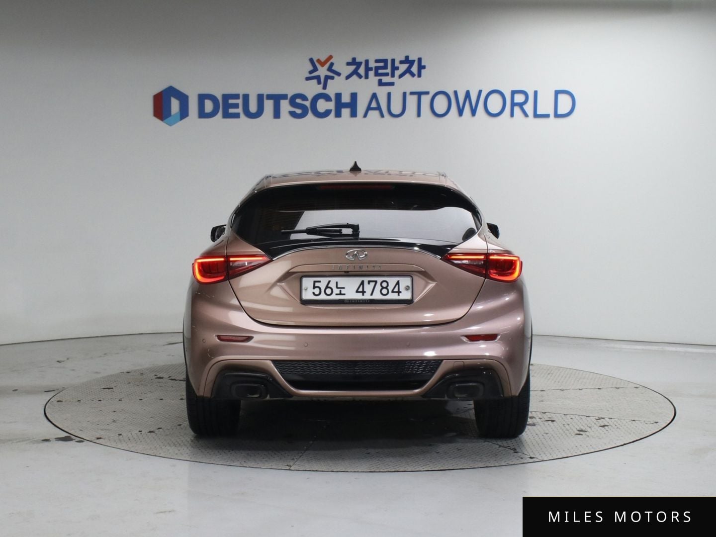 Infiniti Q30 2017 — миниатюра 4
