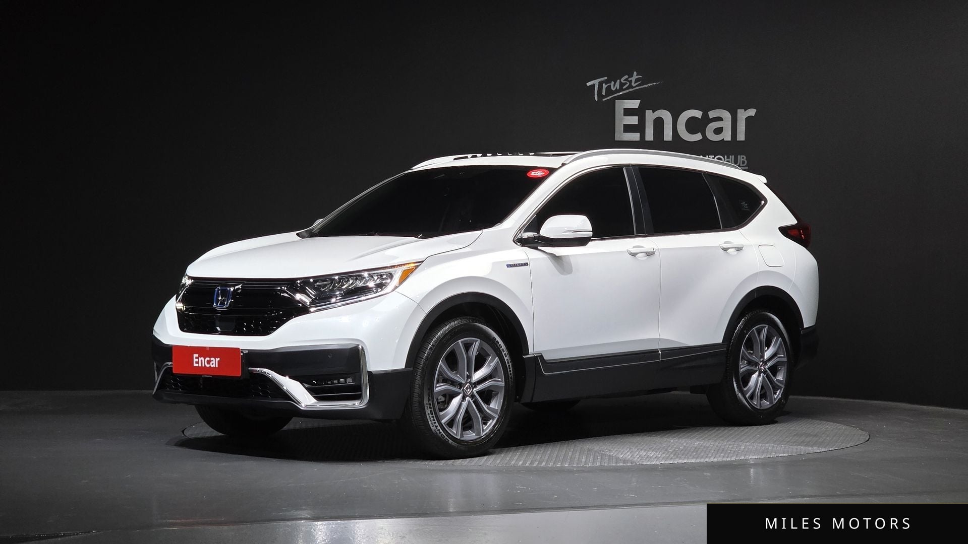 Honda CR-V 2022 — фото 1 из 12