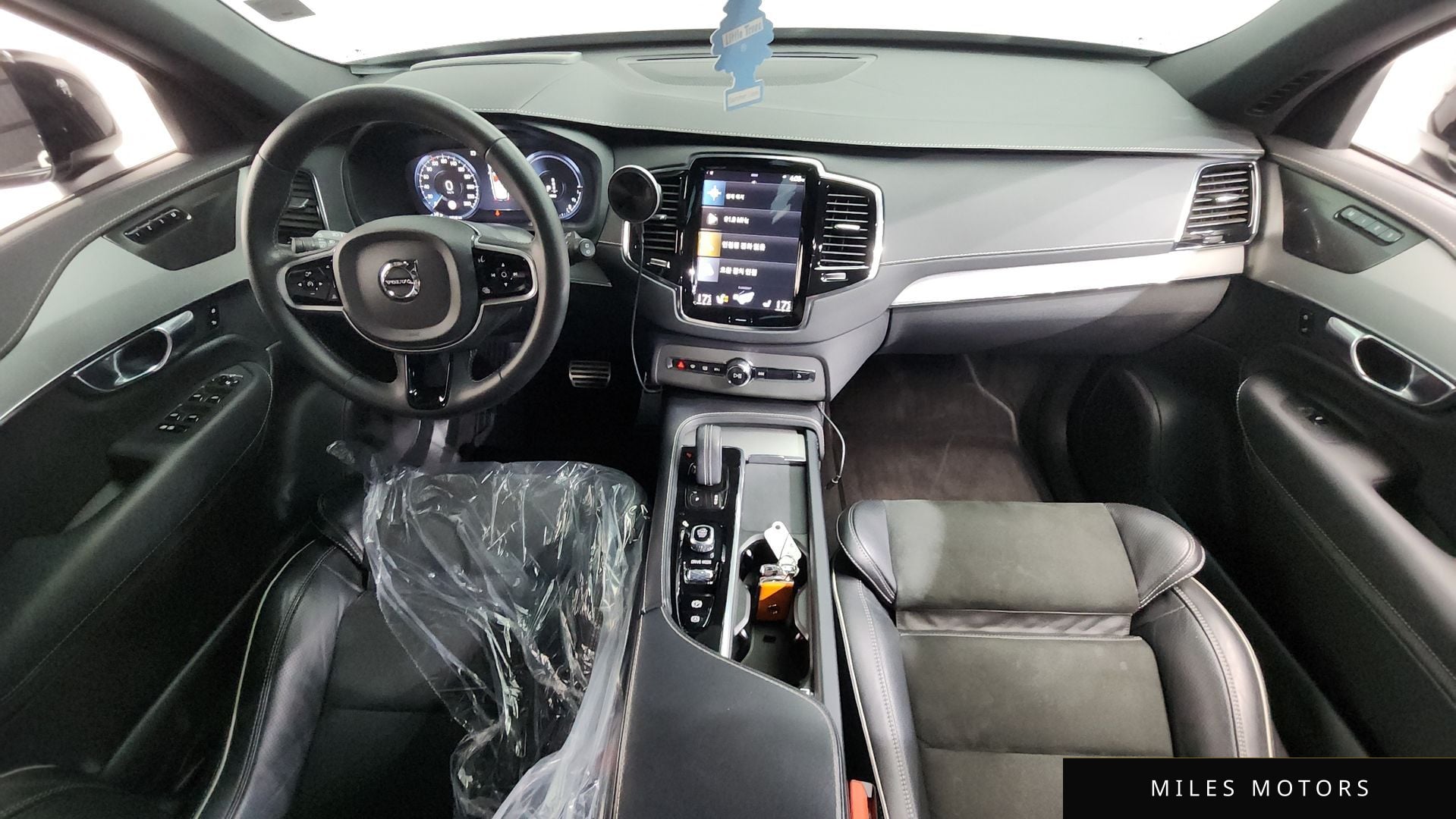 Volvo XC90 2021 — миниатюра 7