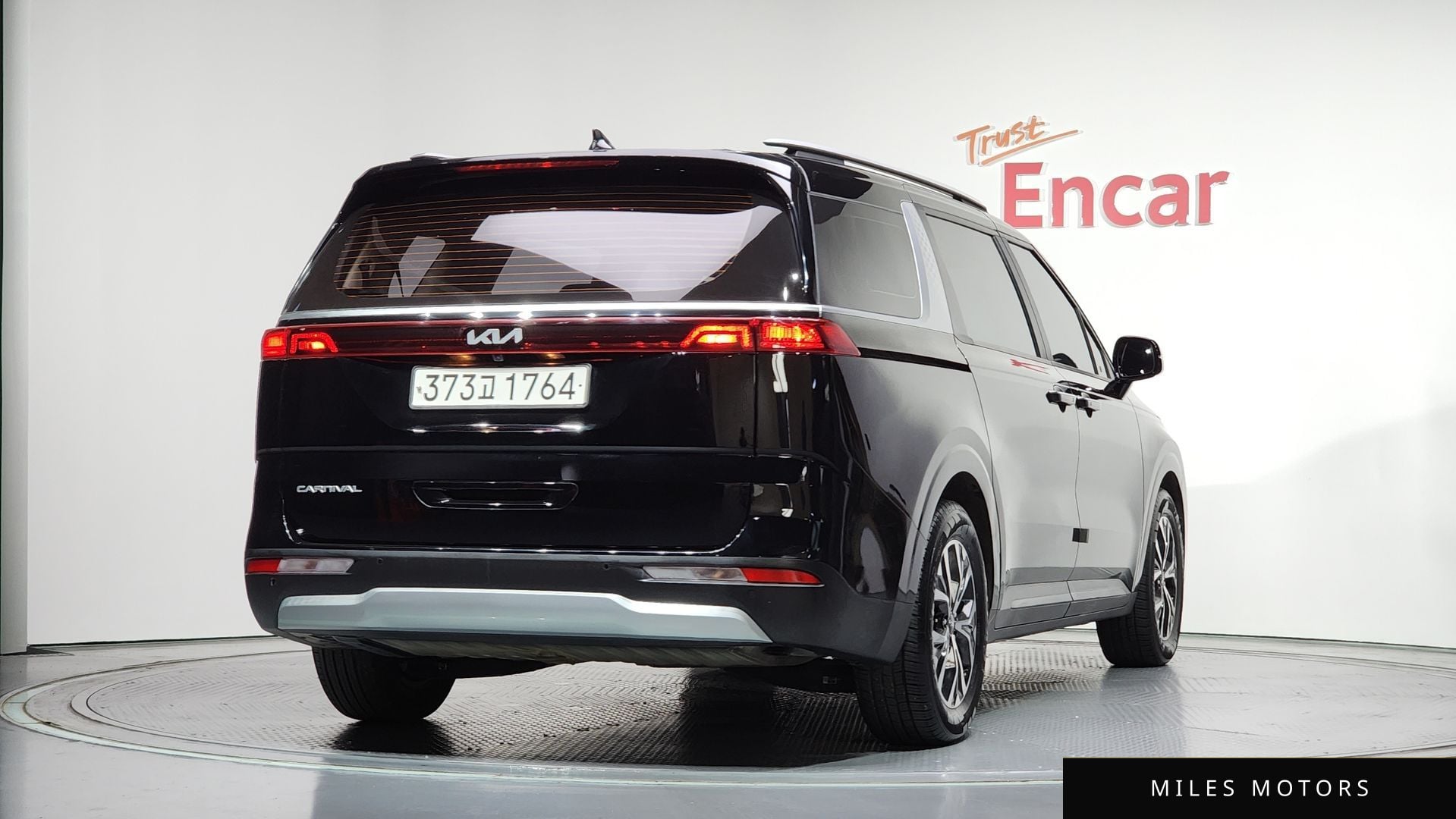 Kia Carnival 2022 — миниатюра 2