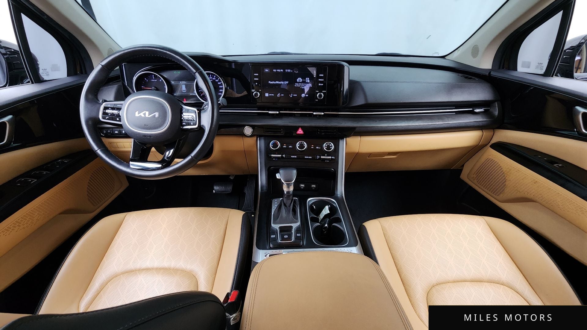 Kia Carnival 2022 — миниатюра 10