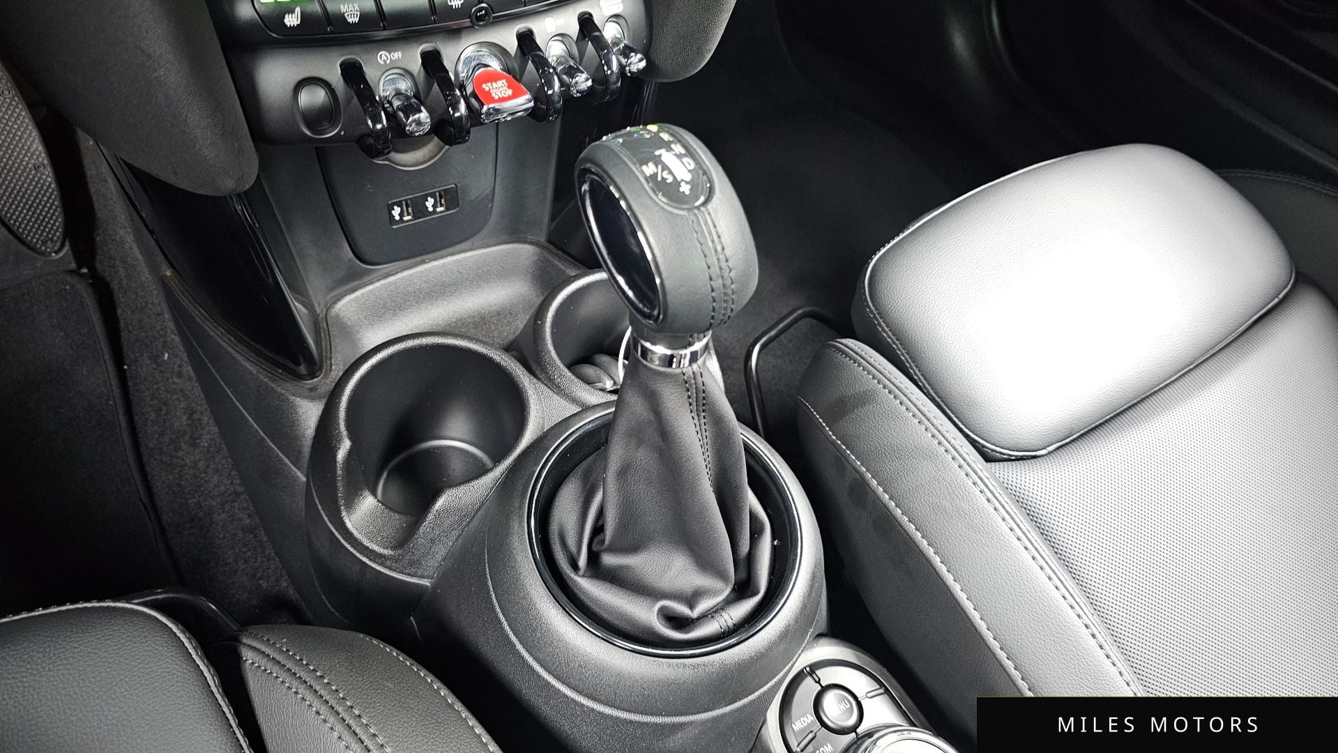 MINI Cooper 2019 — миниатюра 12