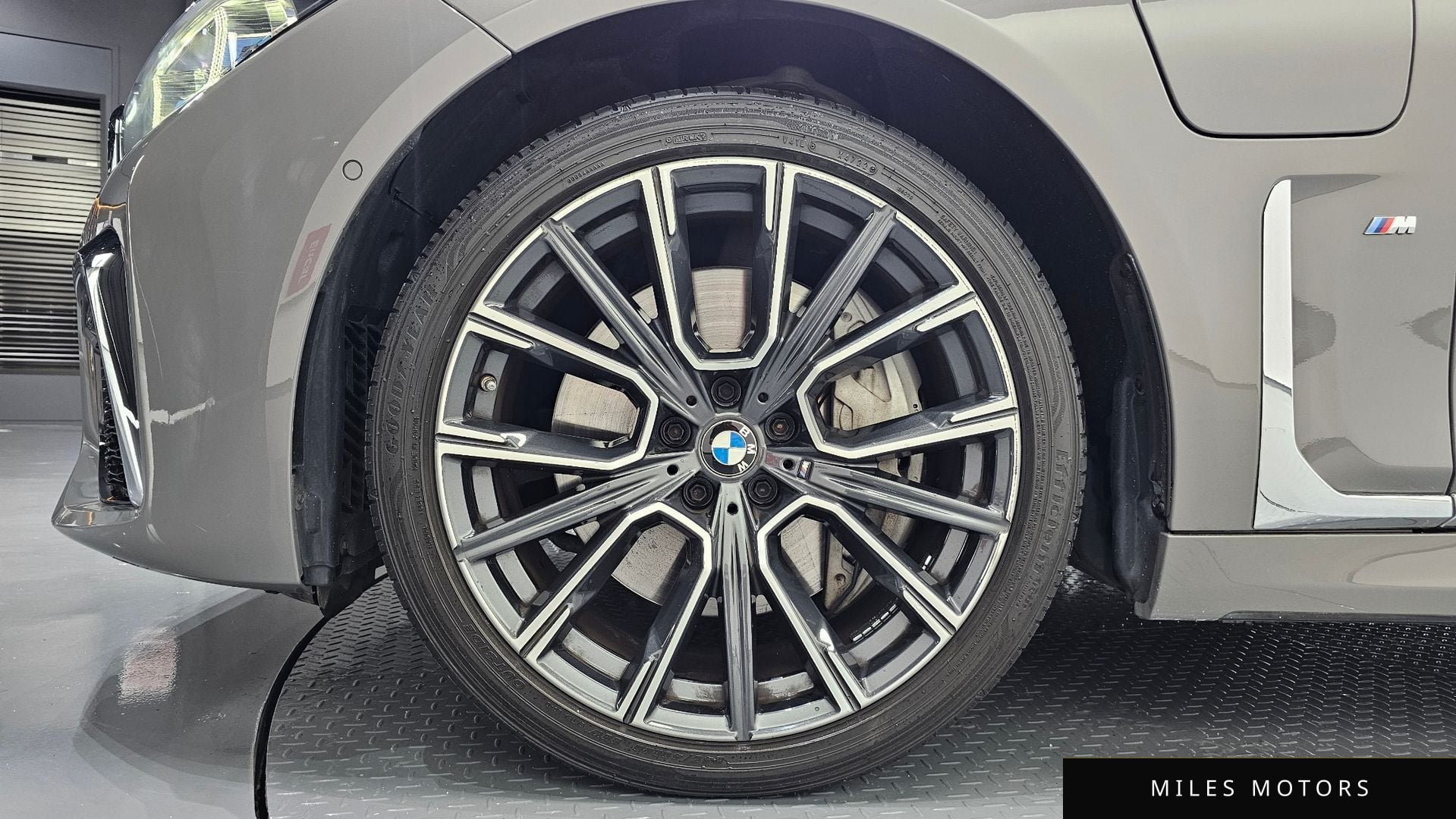 BMW 7 Series (G11) 2021 — миниатюра 4