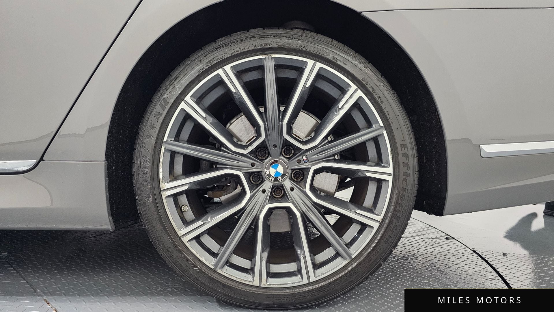 BMW 7 Series (G11) 2021 — миниатюра 6