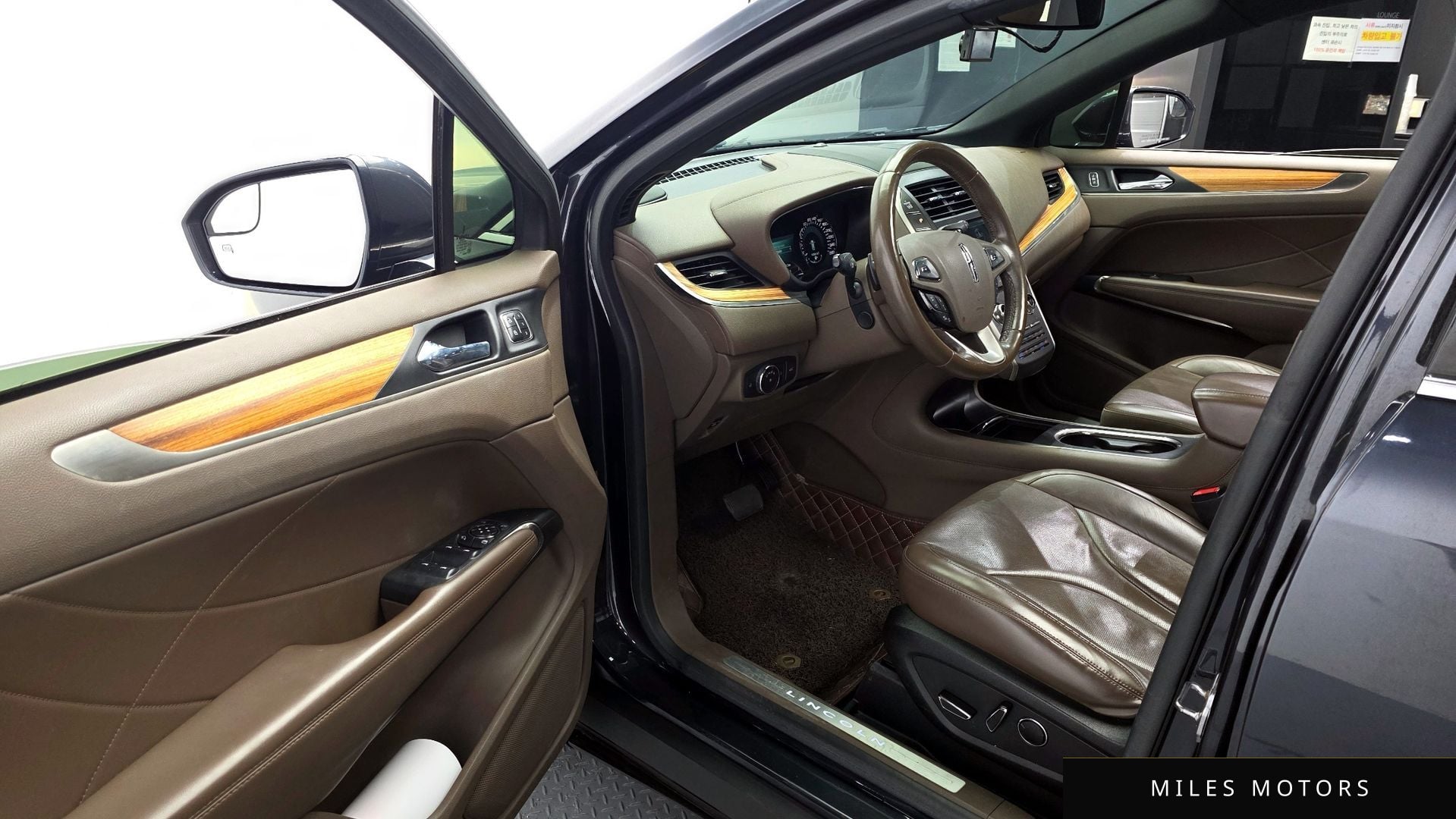 Lincoln MKC 2015 — миниатюра 10
