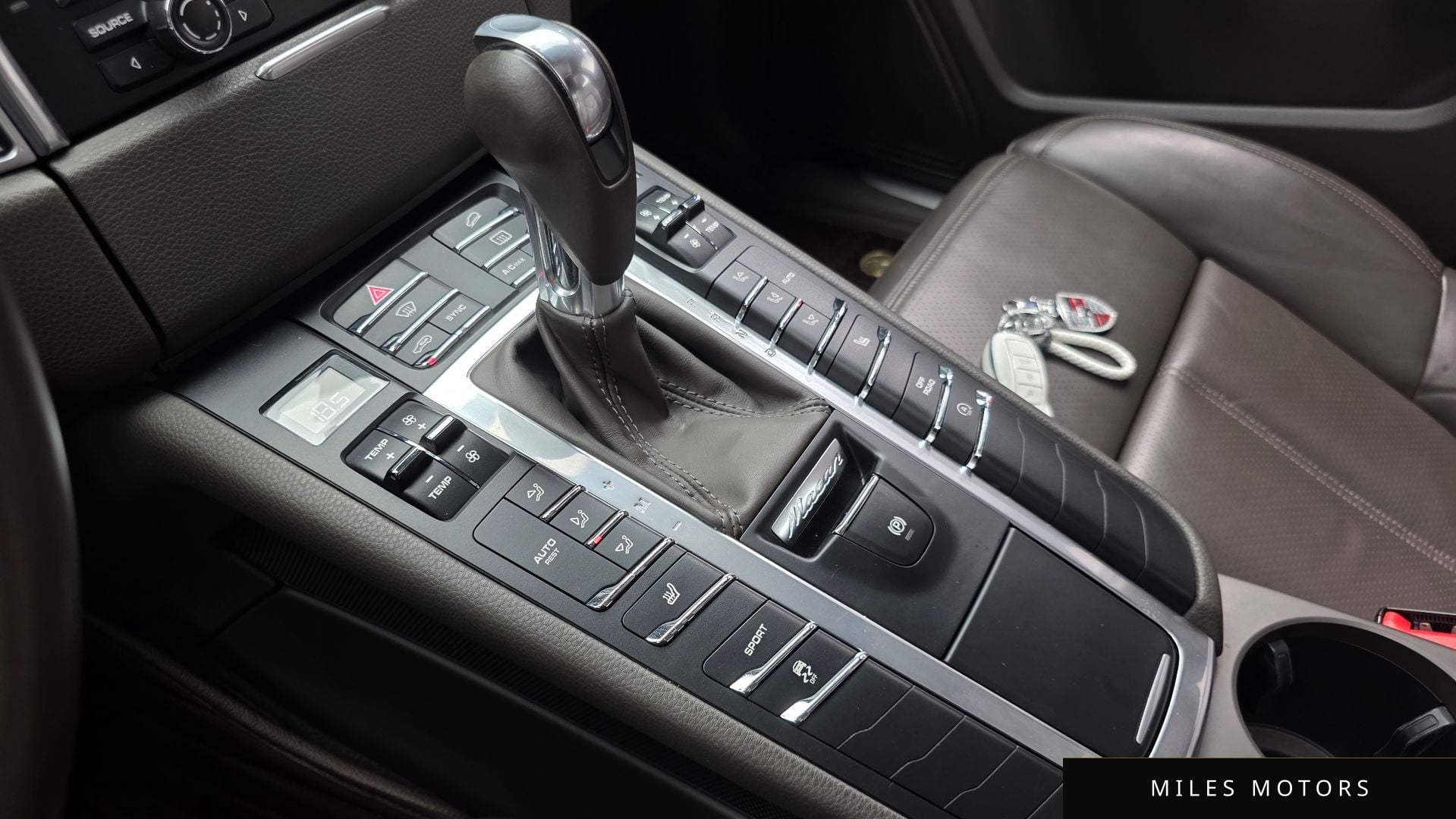 Porsche Macan 2015 — миниатюра 11