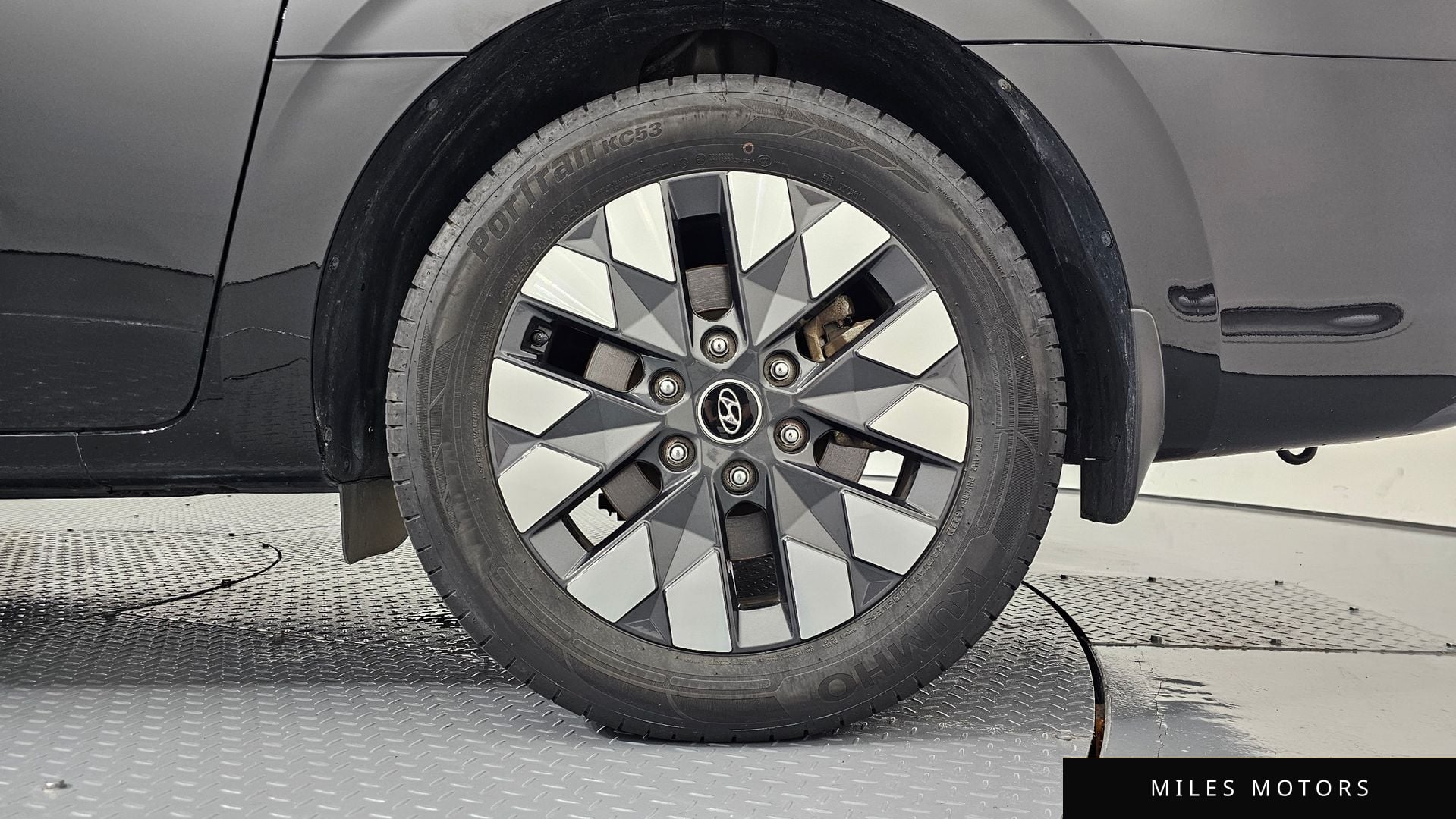 Hyundai Staria 2023 — миниатюра 7