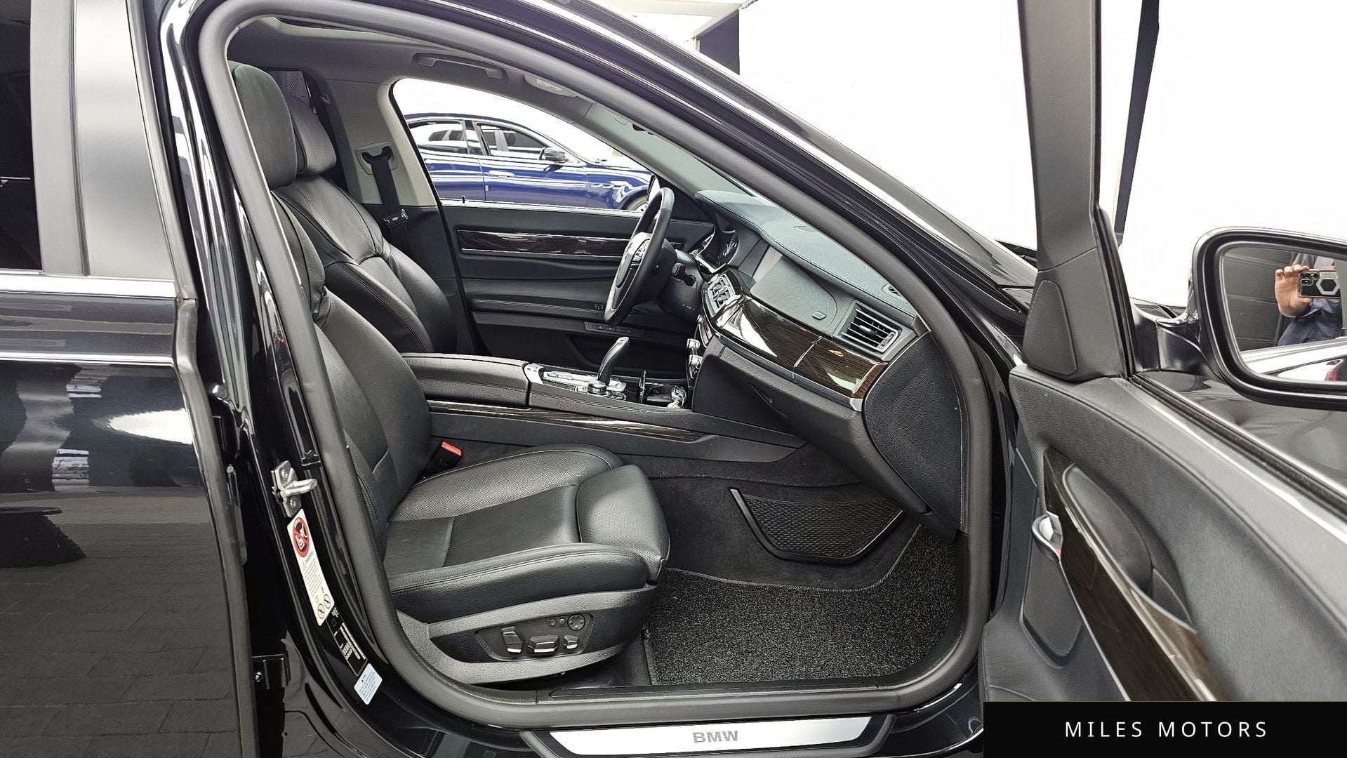 BMW 7 Series (F01) 2012 — миниатюра 11