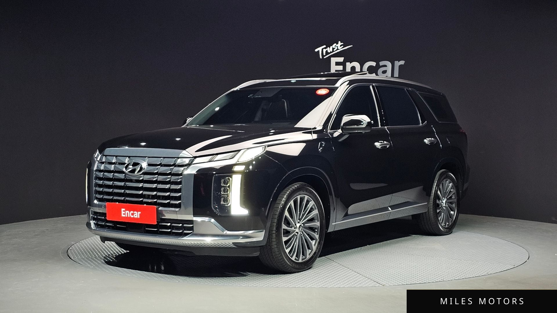 Hyundai Palisade 2023 — фото 1 из 12