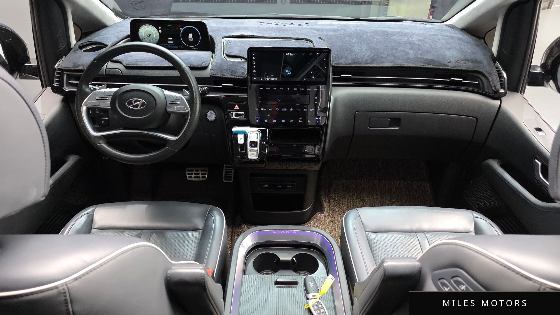 Hyundai Staria 2022 — миниатюра 10