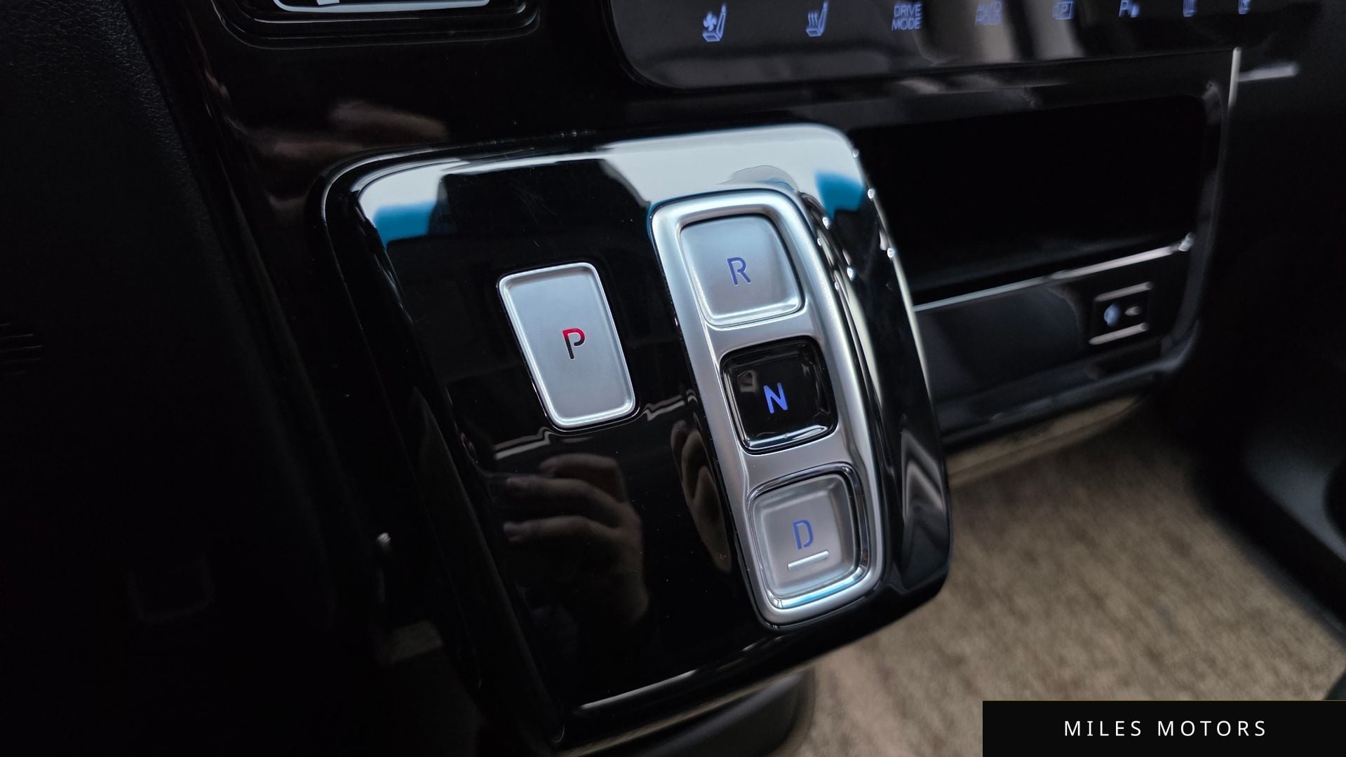 Hyundai Staria 2022 — миниатюра 12