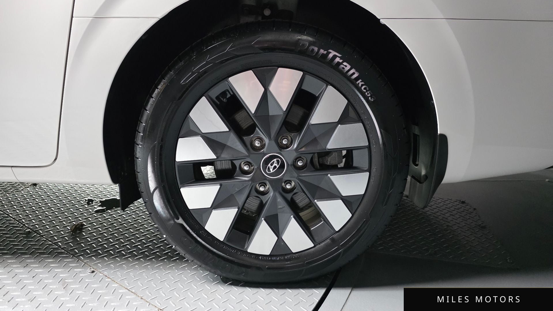 Hyundai Staria 2022 — миниатюра 7