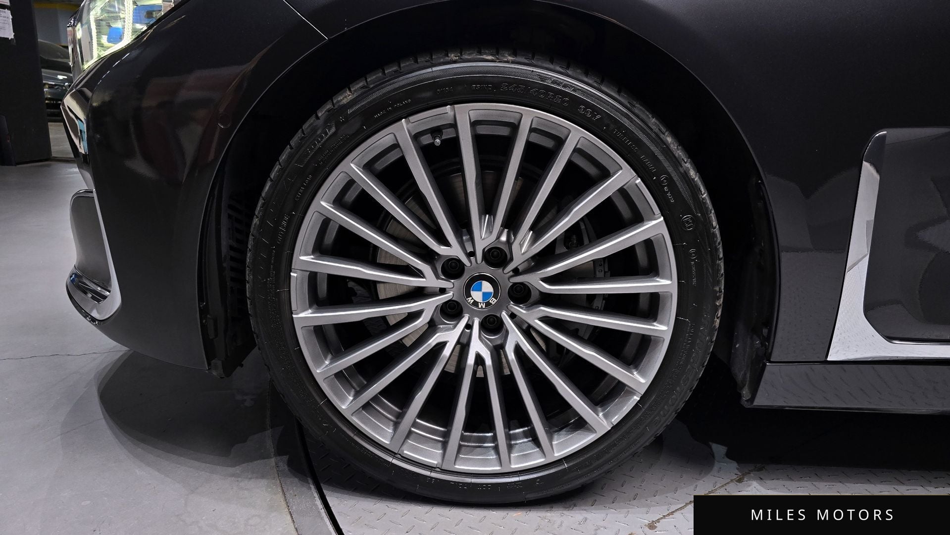BMW 7 Series (G11) 2022 — миниатюра 5